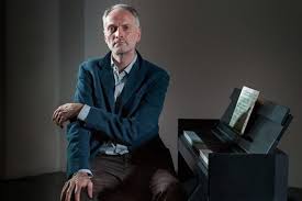 Immagine per ‘EnoArmonie’ torna a Medea per una serata tra musica e vino con il pianista e speaker radio Giovanni Bietti 