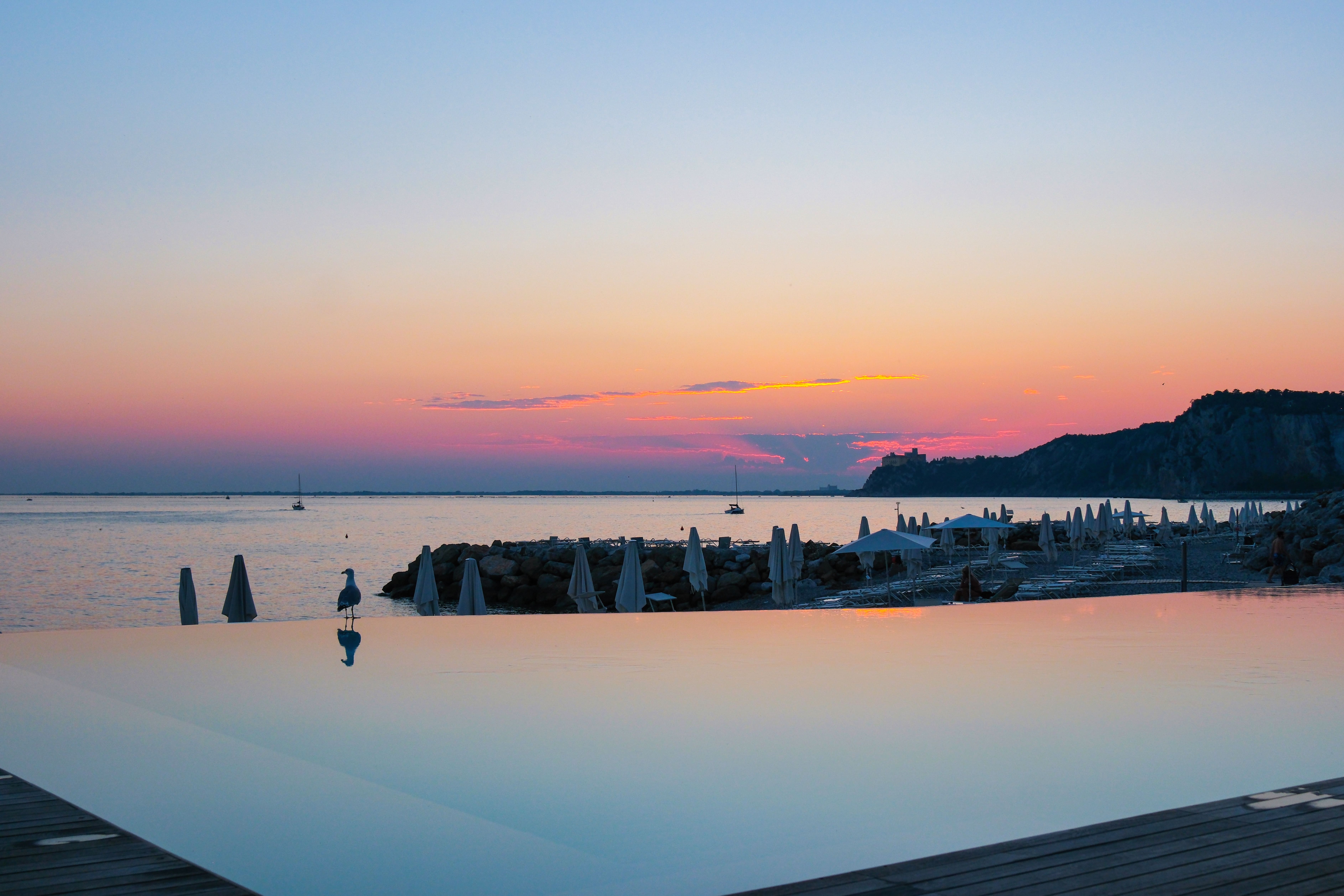 Il Tivoli Resort & Spa di Portopiccolo apre l’estate tra l‘Aperitivo al Tramonto e la nomina a Miglior Beach Club Premium 