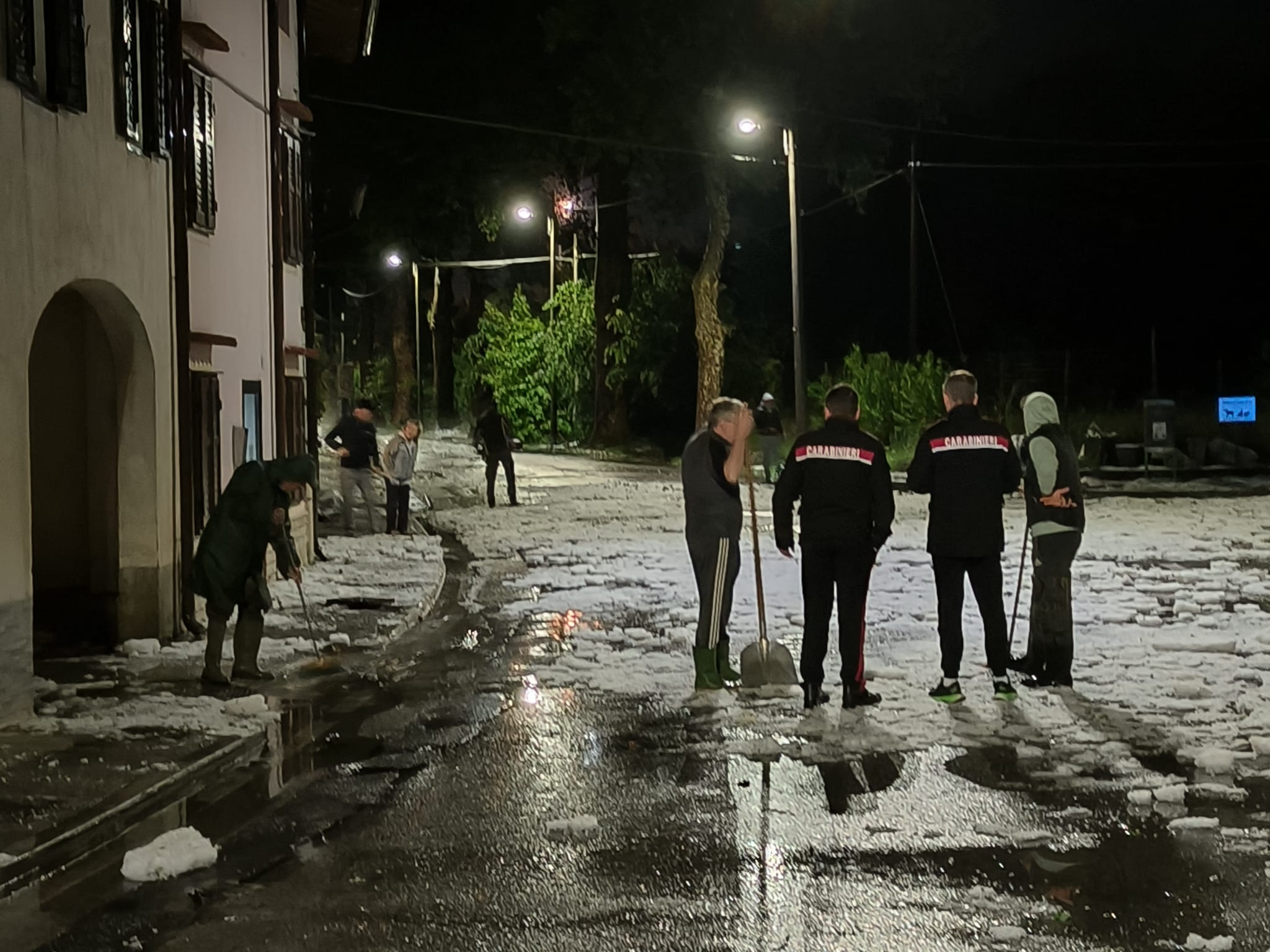 Immagine per Grandine e temporale si abbattono nel Goriziano: allagati strade e sottopassaggi tra Ronchi e Monfalcone
