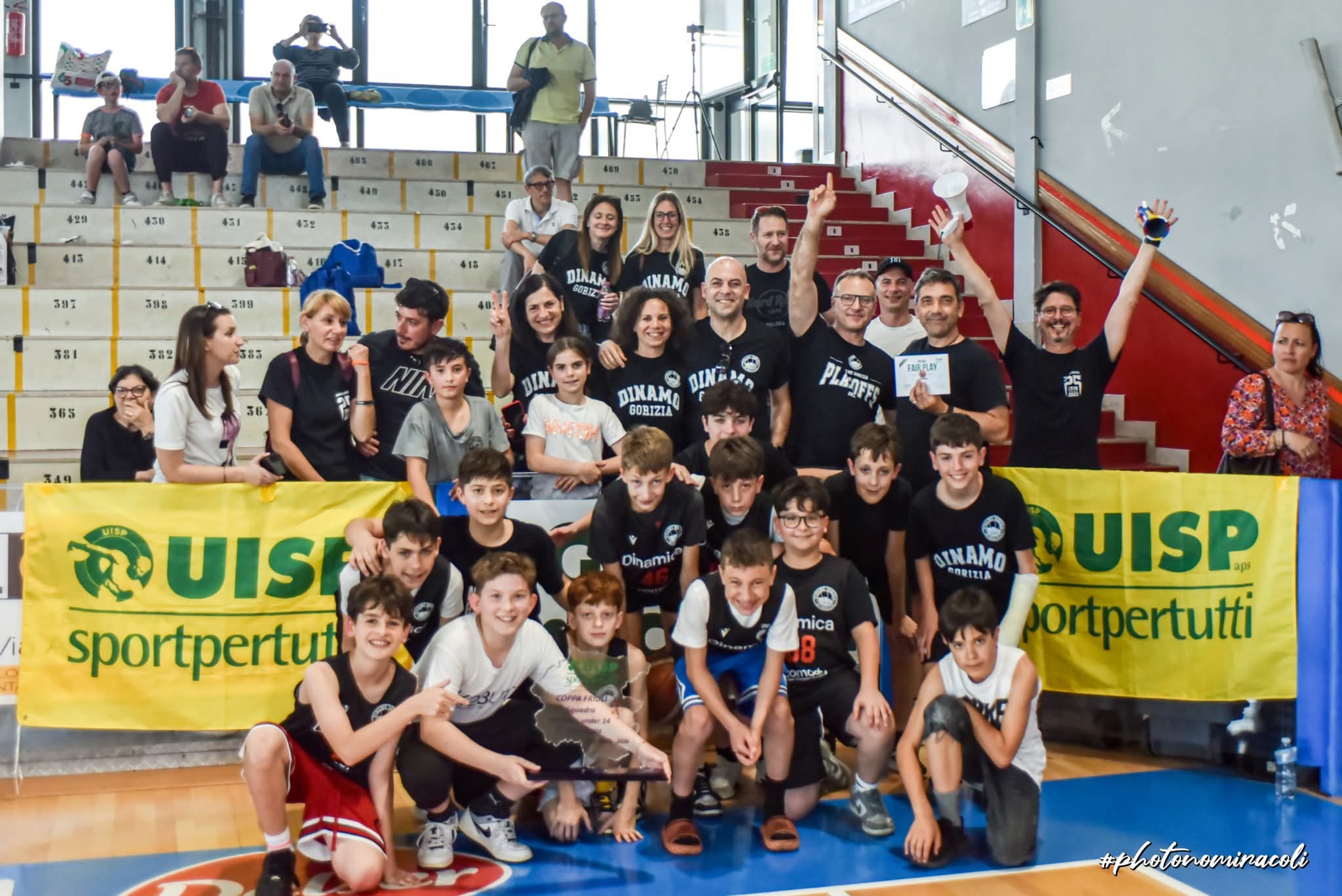 Immagine per Under 14 Dinamo, trionfo in finale regionale a Udine: doppio trofeo con Coppa Friuli e Premio Fair Play 