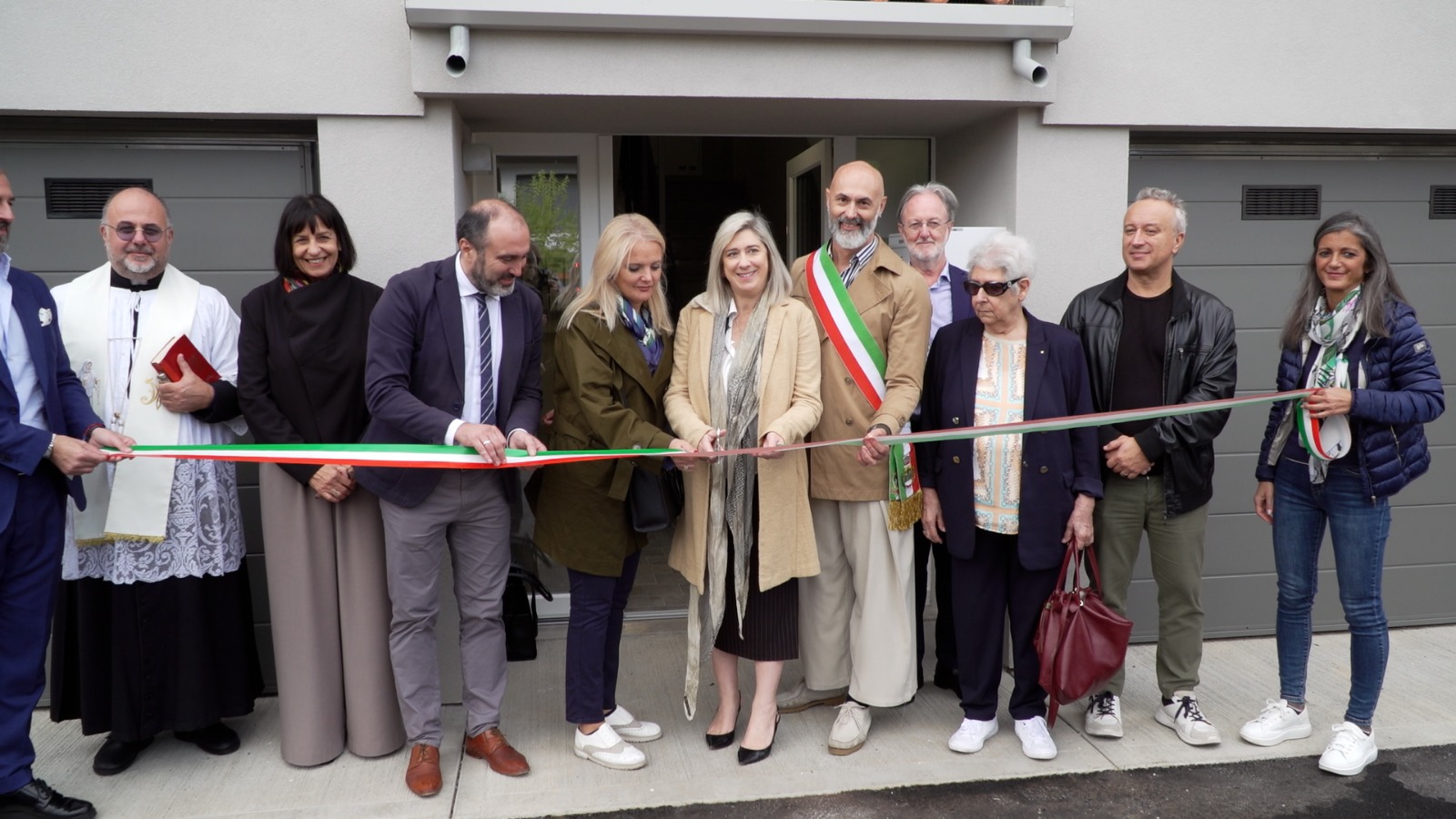 Immagine per Farra, riqualificazione energetica di sei alloggi Ater. Amirante: «Modello da replicare»