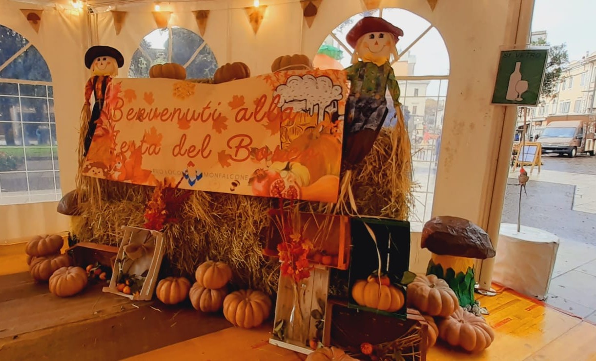 Immagine per Torna a Monfalcone la ‘Festa del Bosco’: il via con il nuovo dolce ‘Rosa Bisiaca’ e la ‘Scoleta de Bisiac’