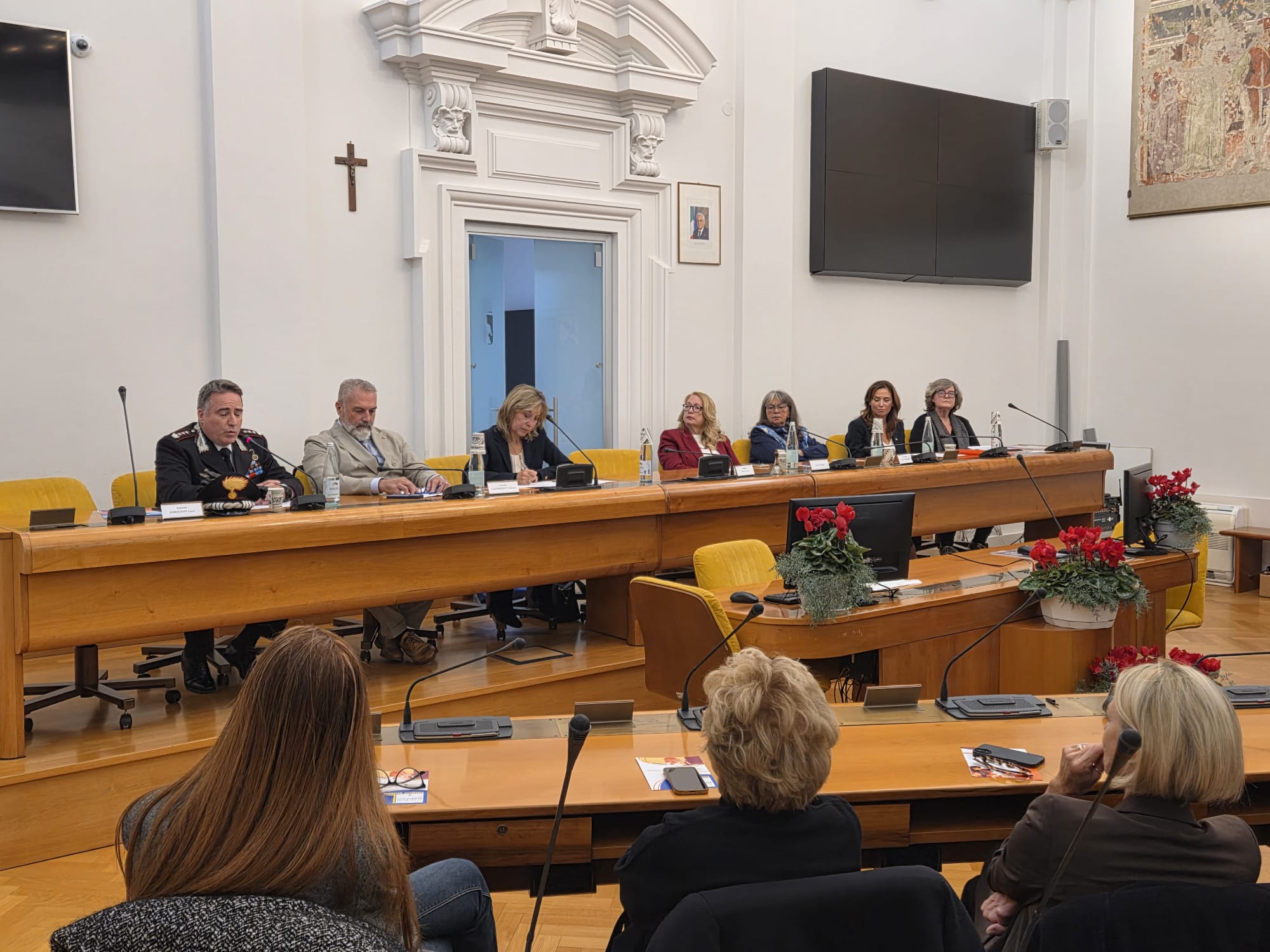 Immagine per Violenza di genere nel Monfalconese, calate le denunce nel 2026. Focus sul contributo di Soroptimist
