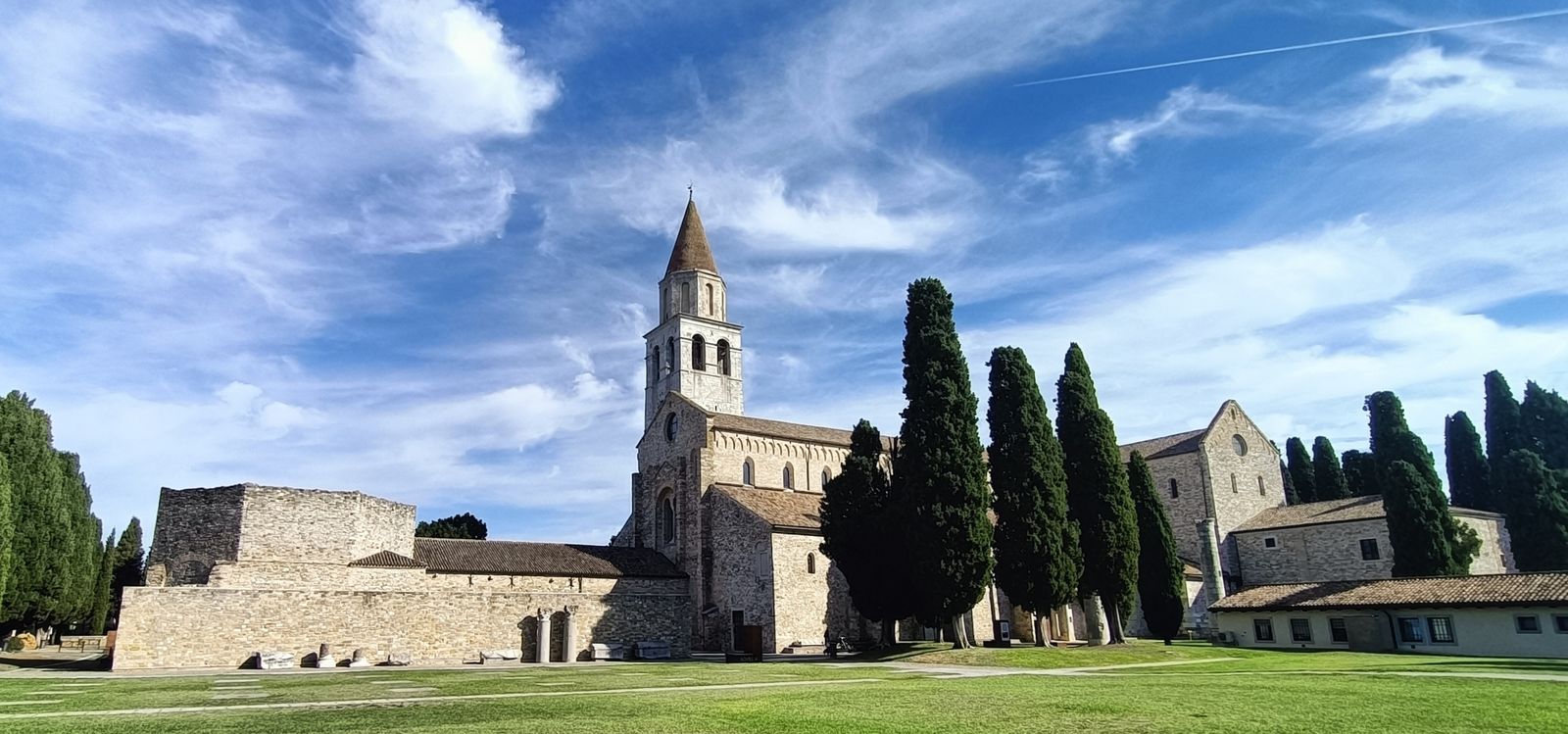 Immagine per Rinasce il Forum di Aquileia: focus su anniversario del terremoto, Province e inverno demografico 