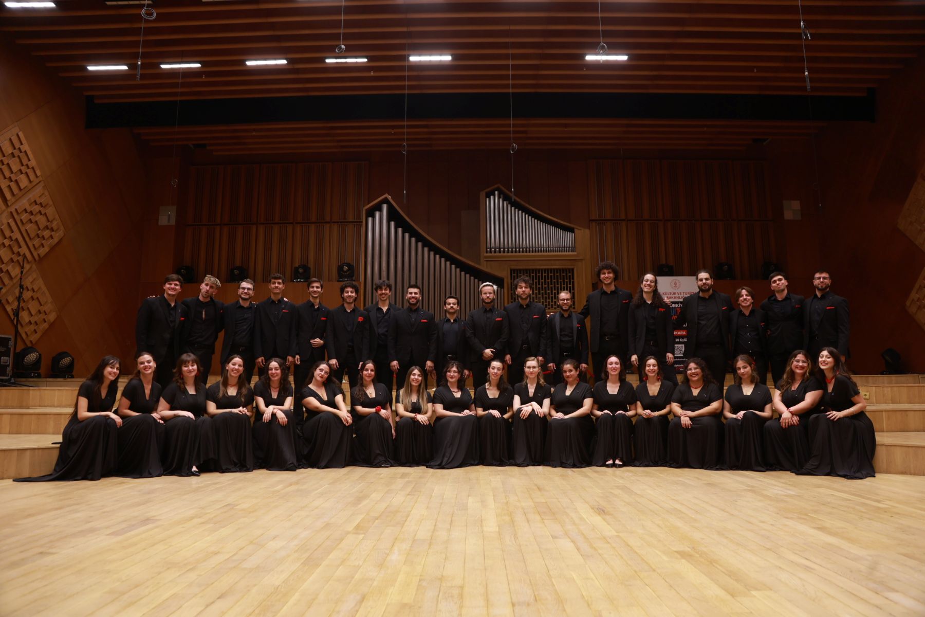 Immagine per Aquileia, continuano i ‘Concerti in Basilica’ con il Coro Giovanile Italiano 