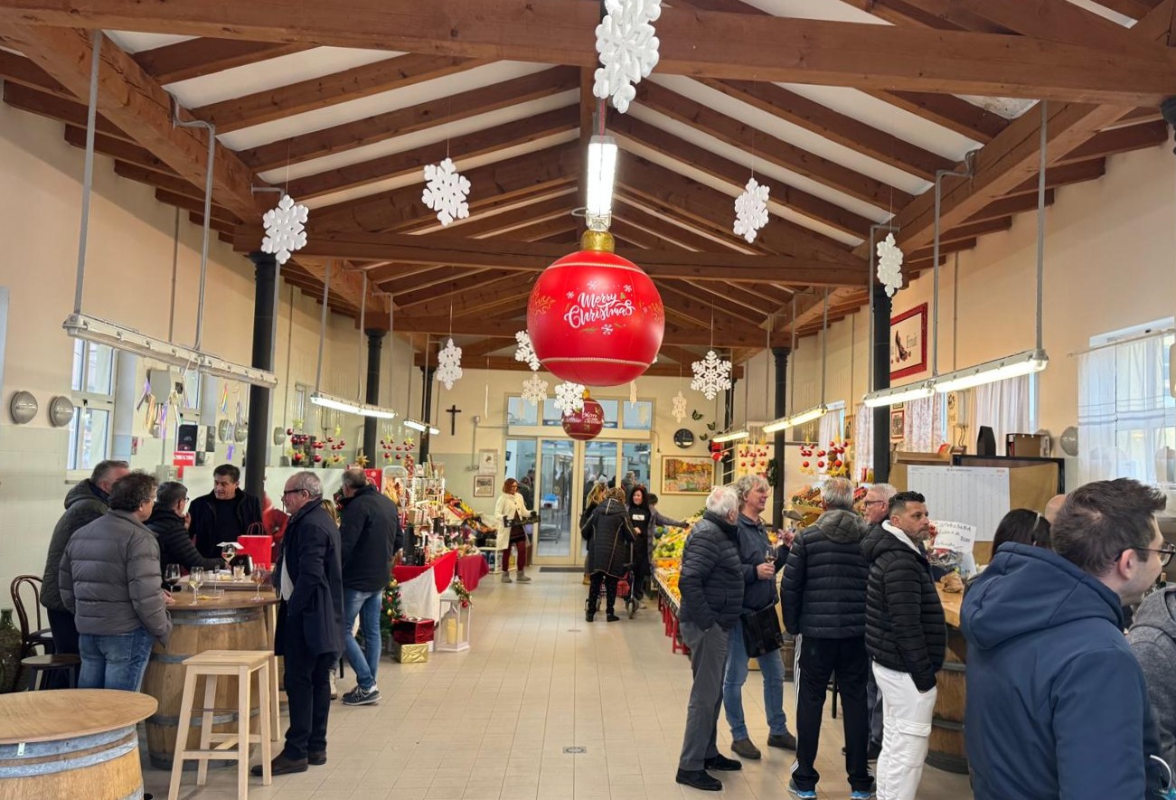 Immagine per Monfalcone, il Mercato Coperto si anima con il nuovo ‘Aperitivo Bisiaco’