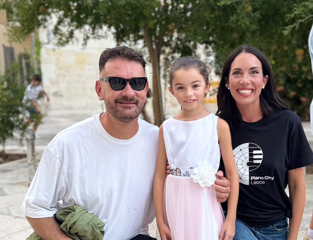 Immagine per La ‘baby-pianista’ Stella Esposito incanta anche Lecce: tra Debussy e Chopin, apre il festival ‘Piano City’