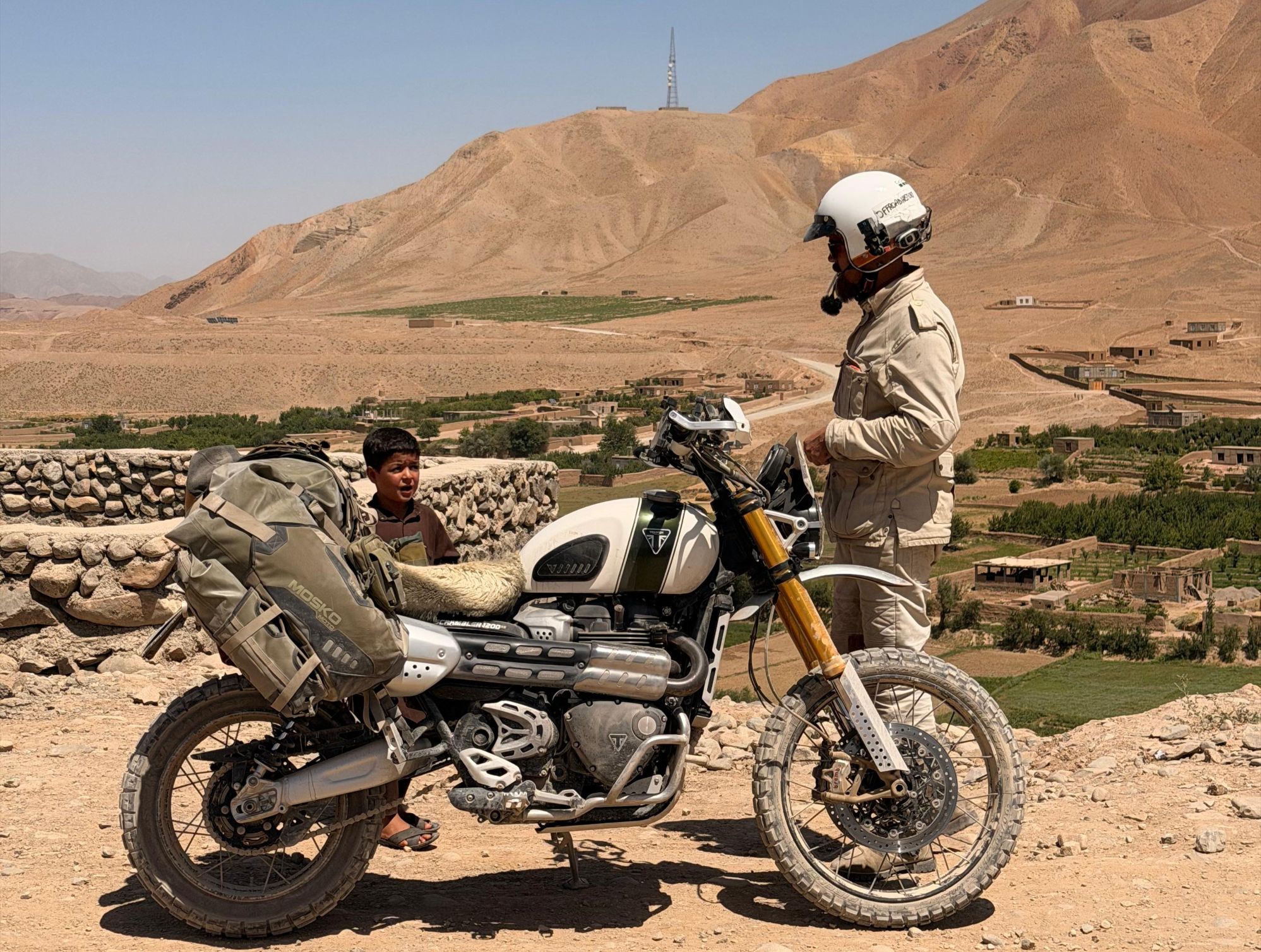 Immagine per In moto da Cervignano a Kabul: così Amedeo Lovisoni racconta l’Iran e l’Afghanistan su ‘Offroad History’