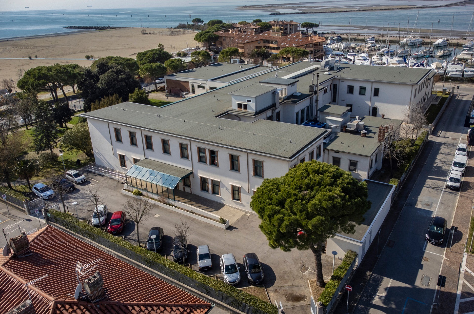 Copertina per L’Ospizio Marino di Grado sostiene le associazioni con cui collabora, sabato 12 il primo Mercato Solidale