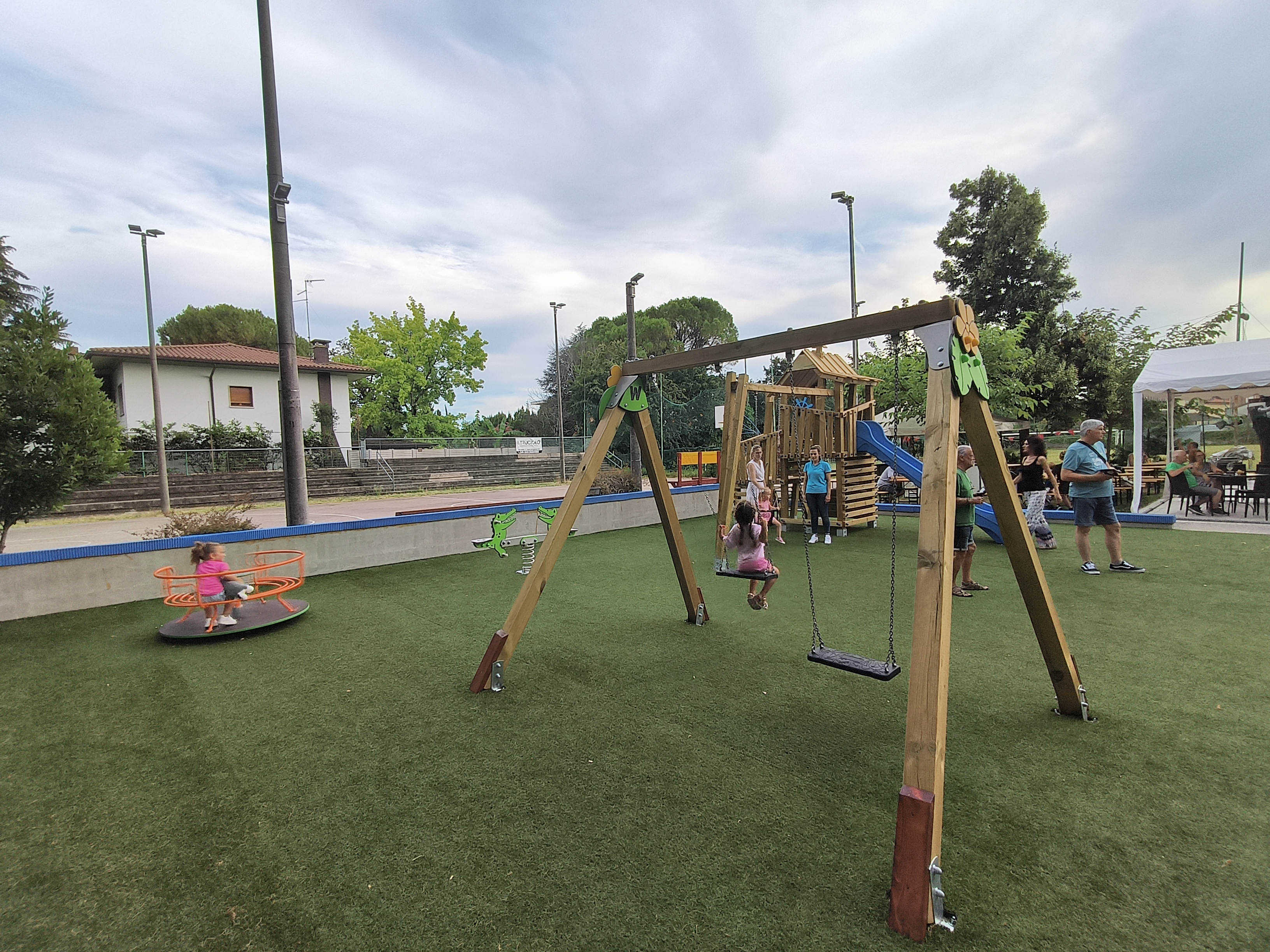 Fotonotizia - Ronchi, inaugurato il nuovo parco giochi alle Acli di via San Lorenzo 