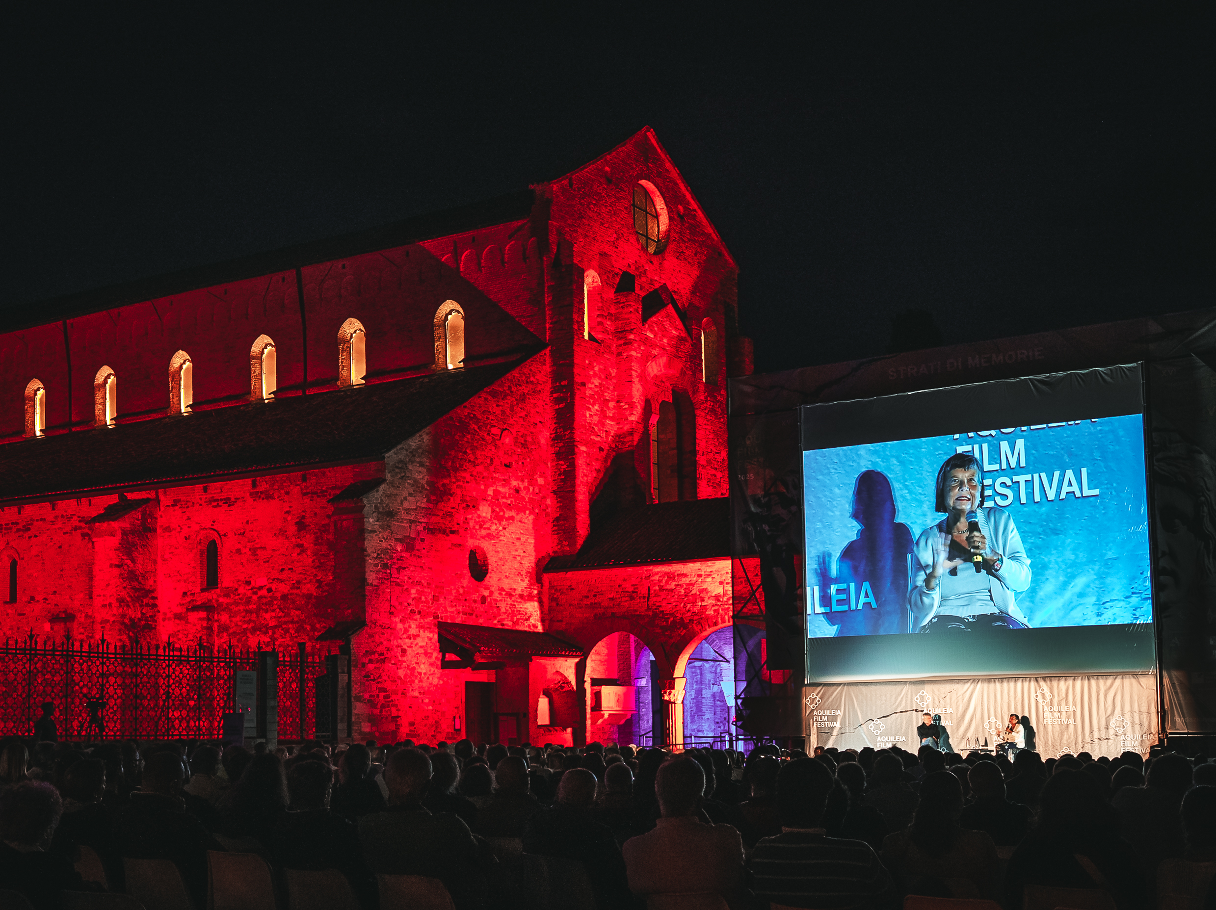 Quasi 800 persone in Piazza Capitolo per la prima serata dell’Aquileia Film Festival 