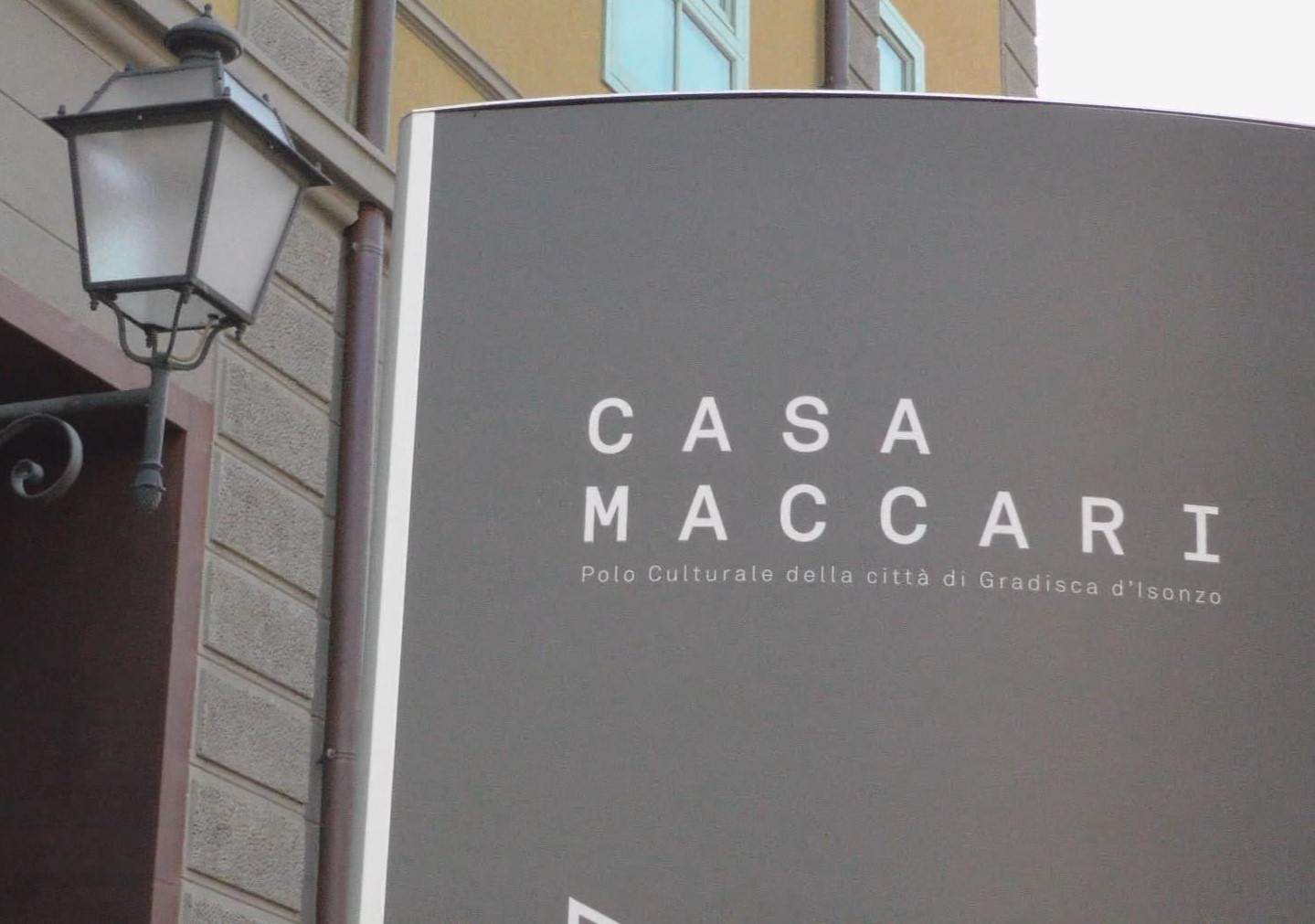 Copertina per Gradisca, un libro illustrato in dono per ogni famiglia di nuovi nati: torna l’iniziativa a Casa Maccari