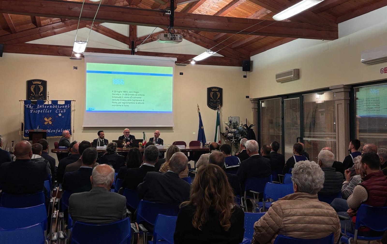 Immagine per La Capitaneria di Porto di Monfalcone racconta i 160 anni della Guardia Costiera all’incontro del Propeller Club