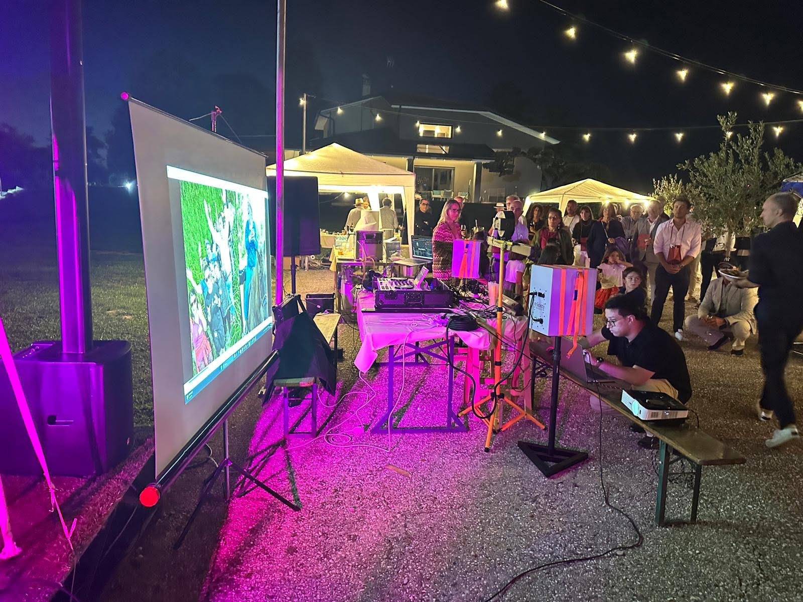 Fotonotizia – A San Pier la serata di beneficenza dei Rotary Club a favore dell’Happycamp di Lignano