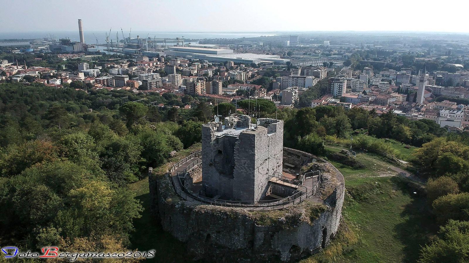 Funamboli e giocolieri: il Festival degli Artisti di Strada torna a Monfalcone