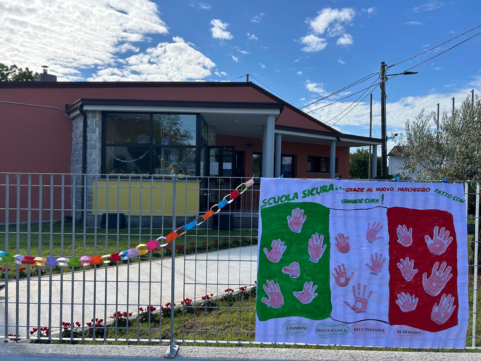 Moraro, taglio del nastro per il nuovo ingresso della scuola primaria intitolata a Leonardo Vecchiet