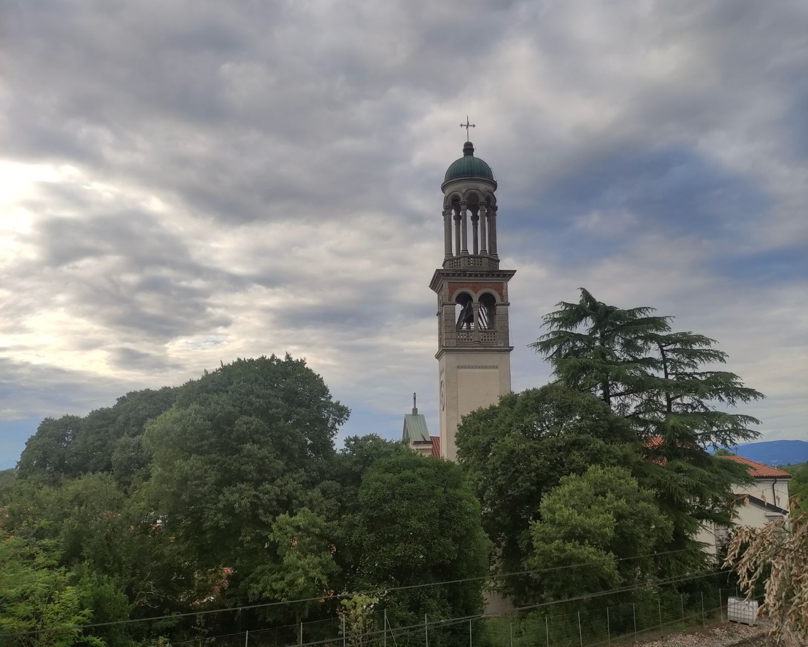 Sdraussina celebra i 100 anni del campanile 