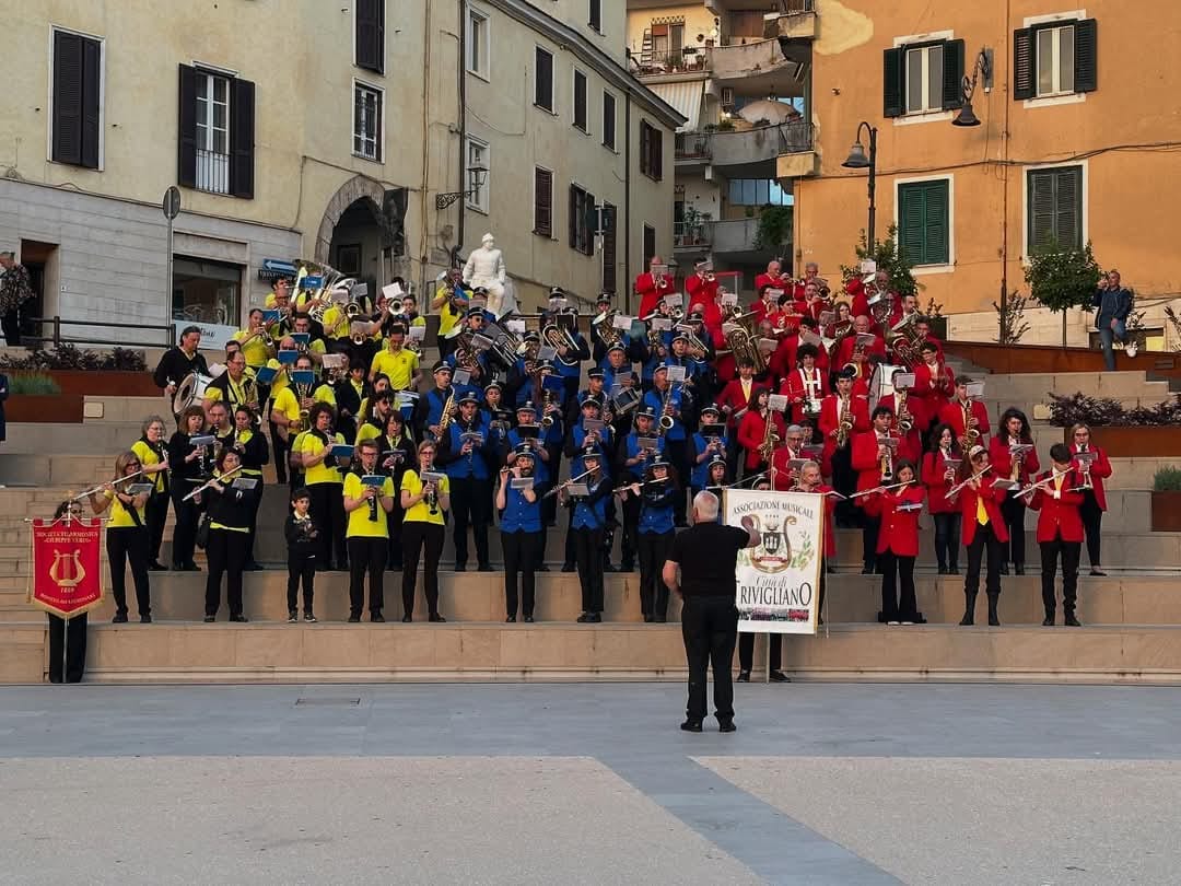 Copertina per Fotonotizia - La Filarmonica Verdi di Ronchi sul podio del concorso nazionale ‘La bacchetta d’oro’