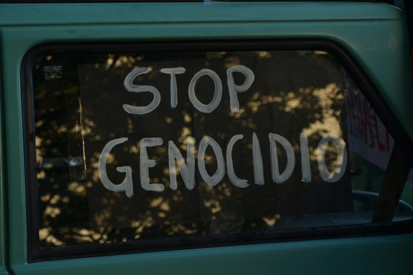 Immagine per Gorizia, ‘Luci sulla Palestina: 100 ospedali per Gaza’ flash mob per la Palestina in tutta Italia