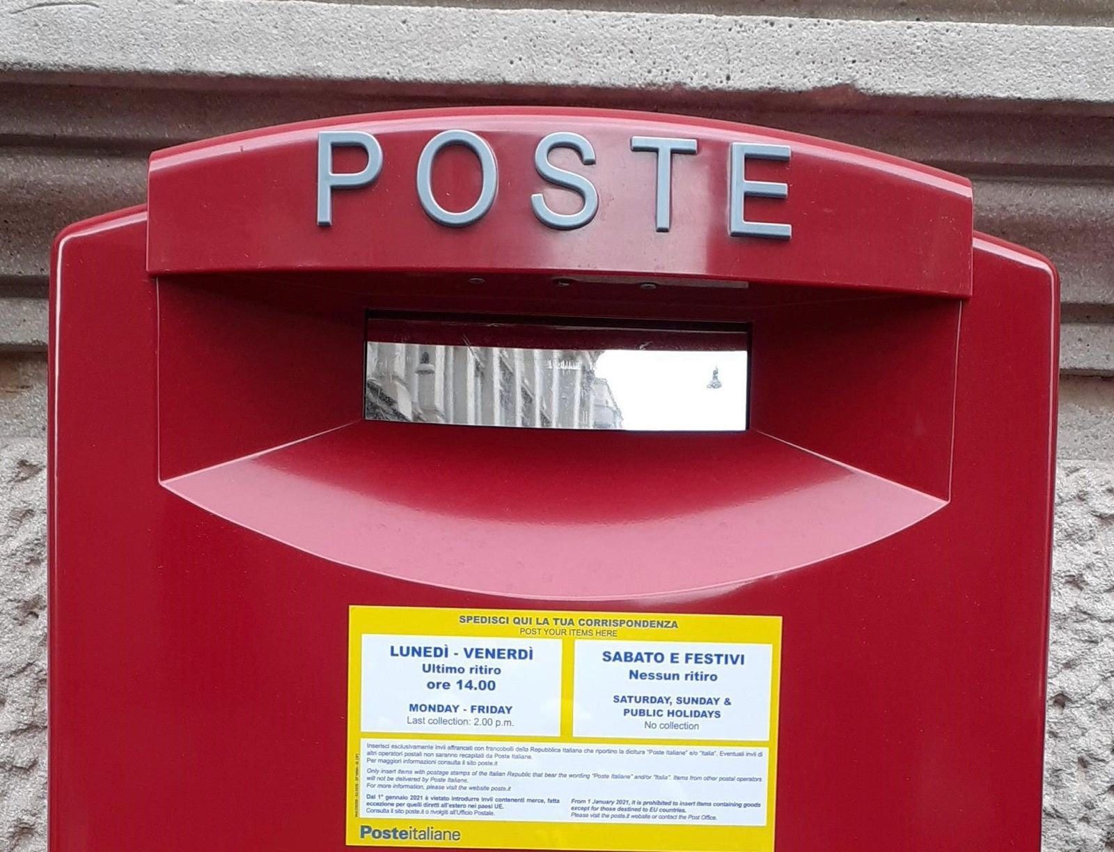 Immagine per Fotonotizia - Poste Italiane installa nuove cassette postali ‘smart’ in provincia di Gorizia
