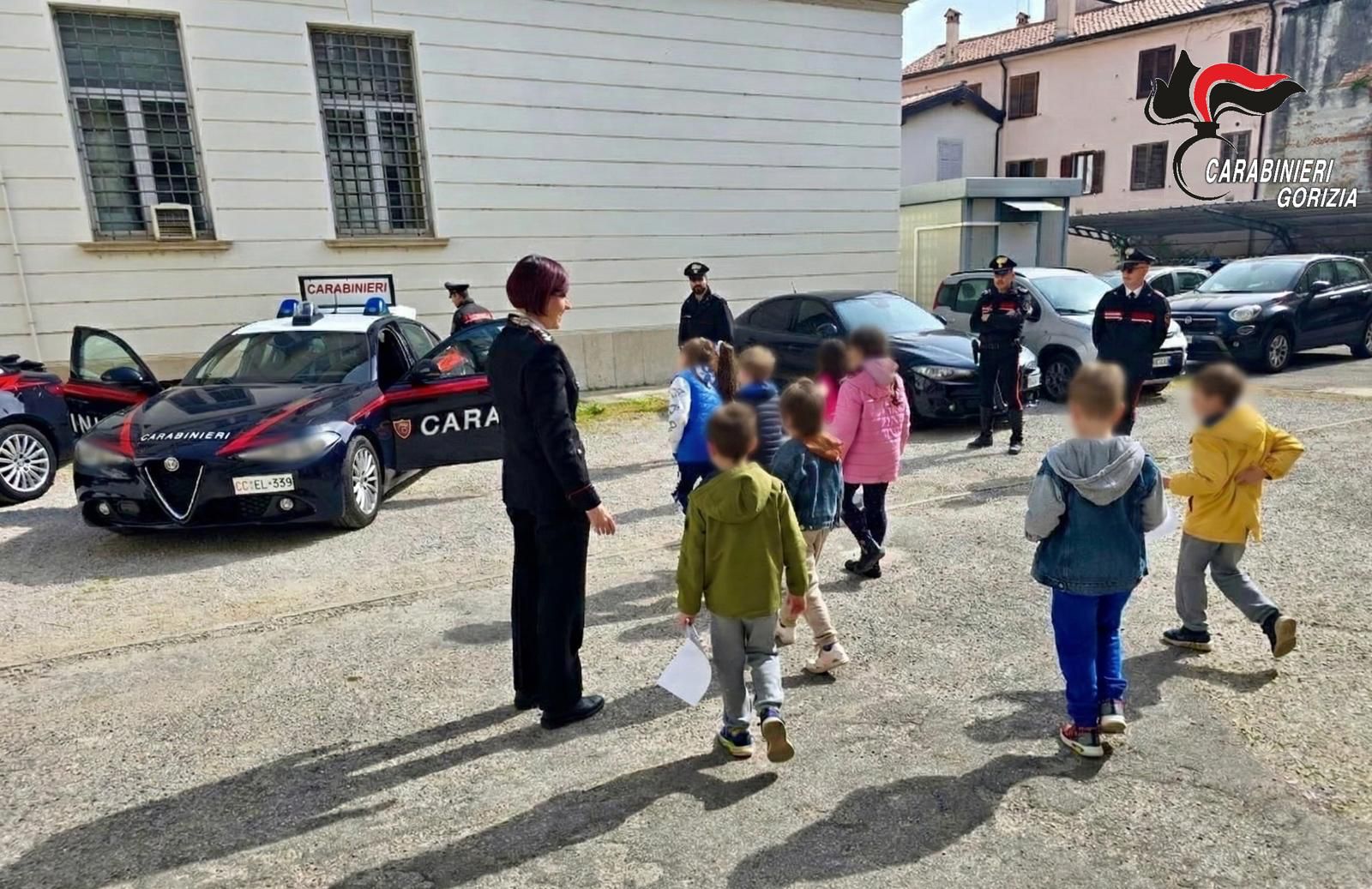 Immagine per Gli alunni della Primaria ‘Vittorino da Feltre’ di Cormons in visita al Comando Provinciale dei Carabinieri di Gorizia