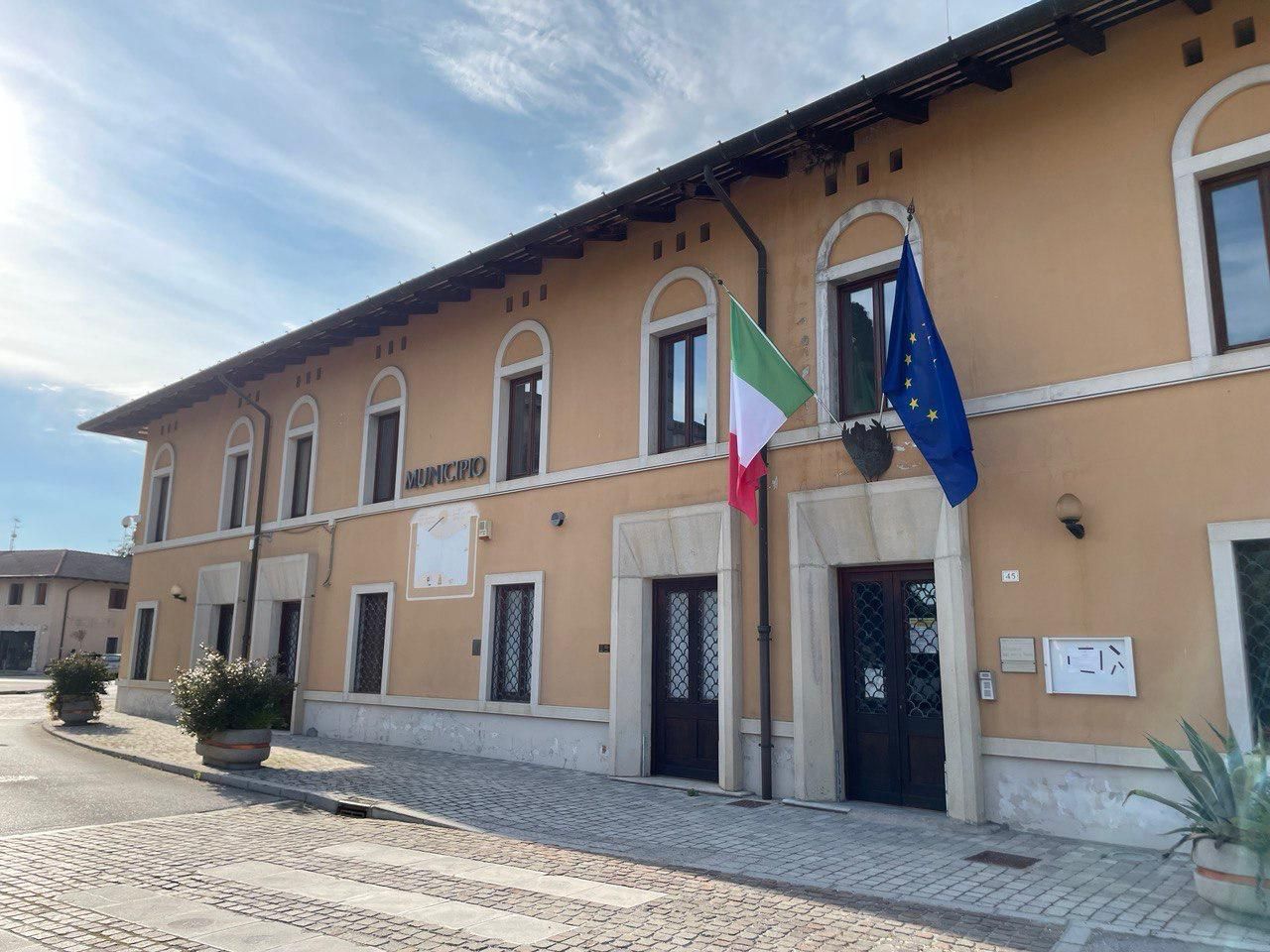 Immagine per San Vito, gestione dei rifiuti e aumento della tari al centro del dibattito politico: «Un problema che parte da lontano»