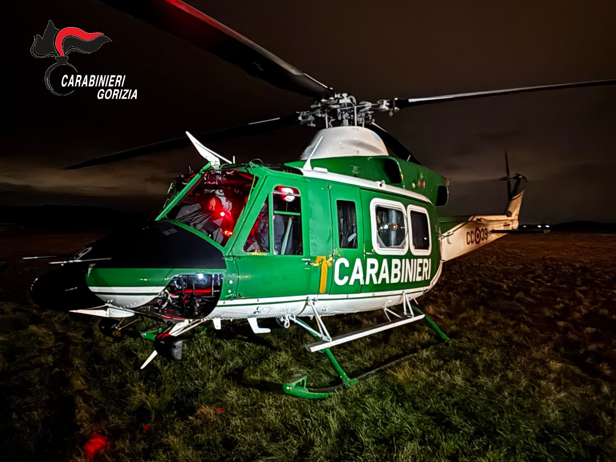 Gorizia, controlli straordinari dei Carabinieri in elicottero sulla città per prevenire i furti in abitazione