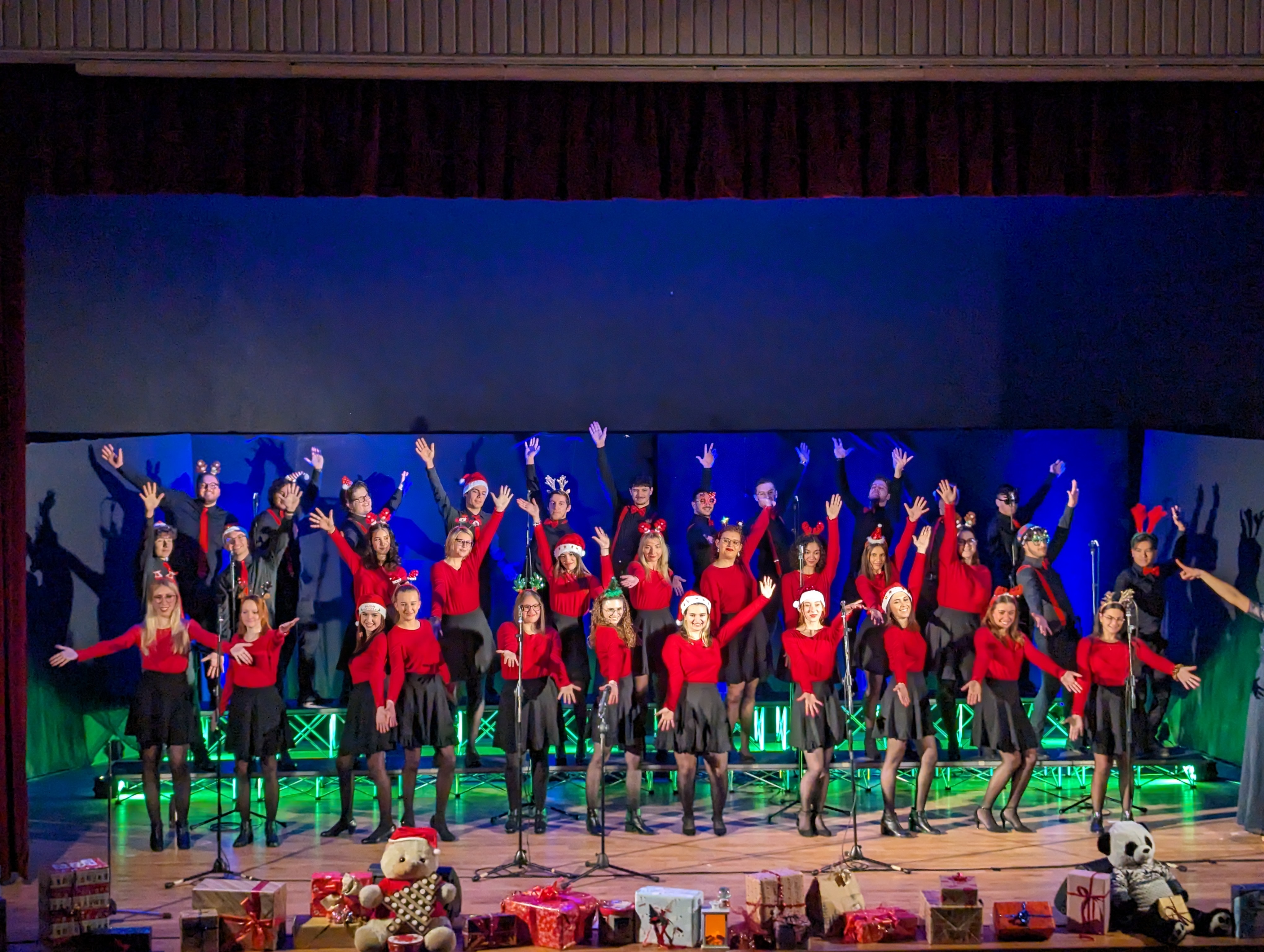 Immagine per ‘A Christmas Choral Experience’, ecco il tour di Natale degli Overtwelve che parte da Monfalcone