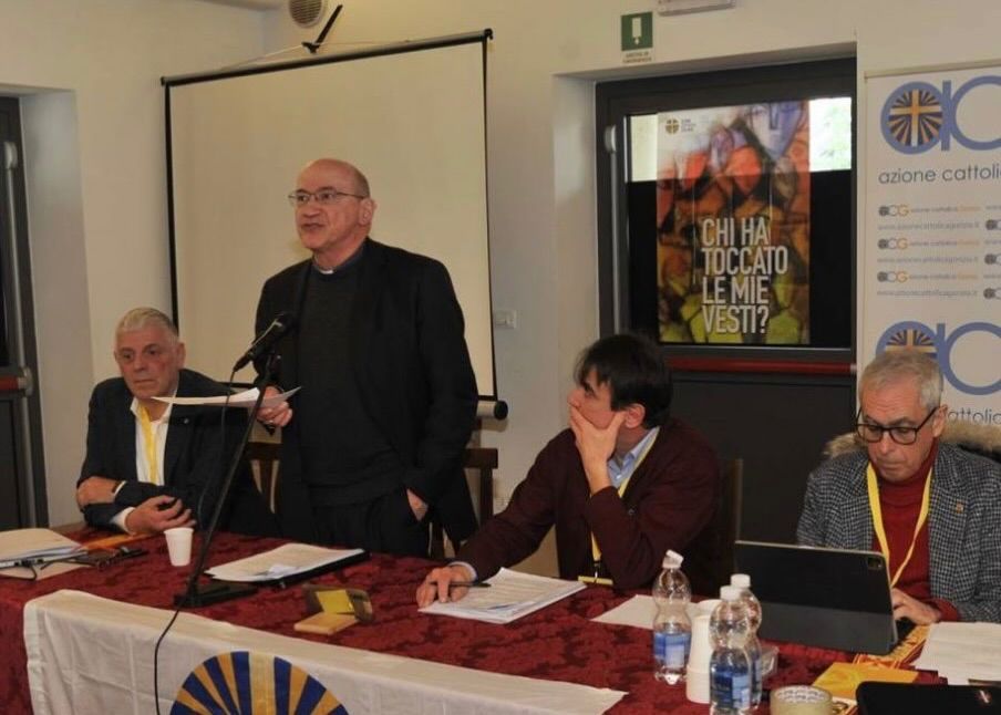 Immagine per Ziberna e Azione Cattolica salutano monsignor Radaelli. La lettera del Patriarca Moraglia