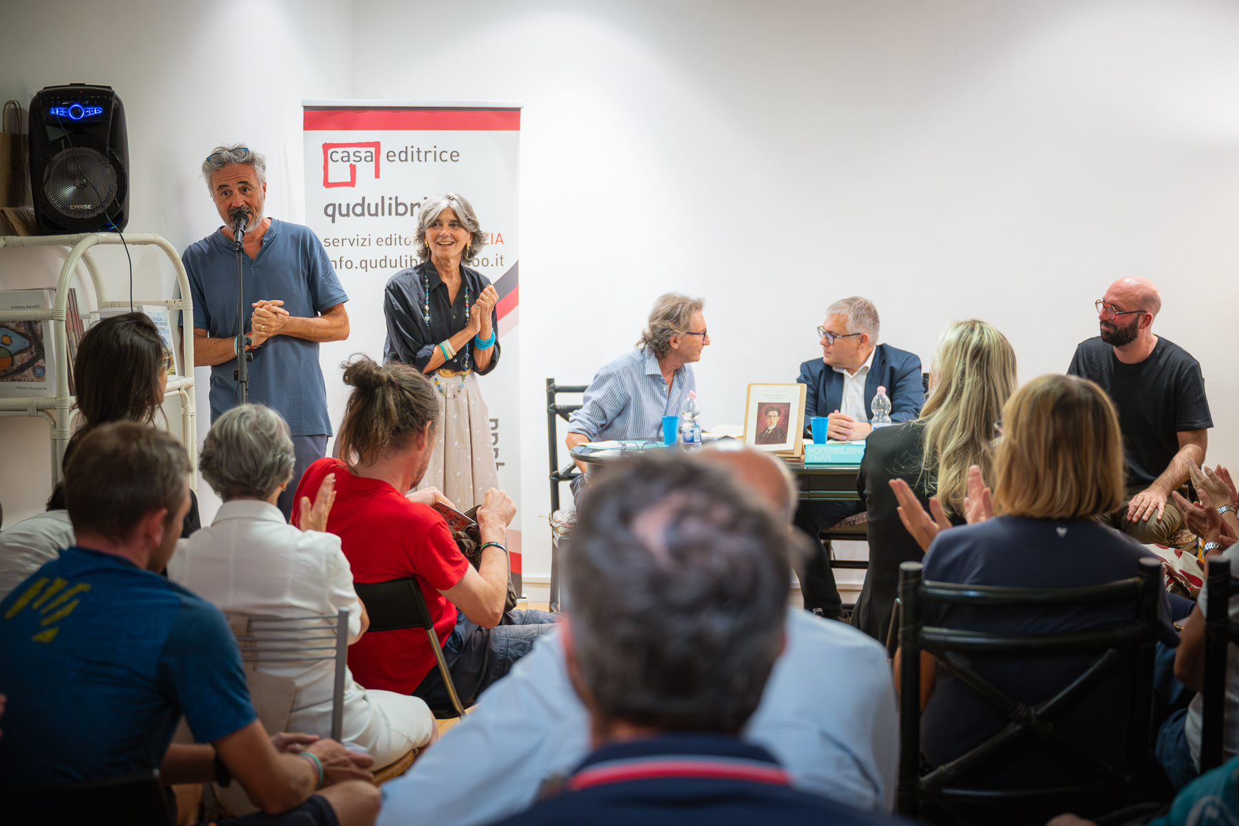 Immagine per Gorizia, lo spazio espositivo di Qudulibri compie un anno, festa in Piazza Vittoria