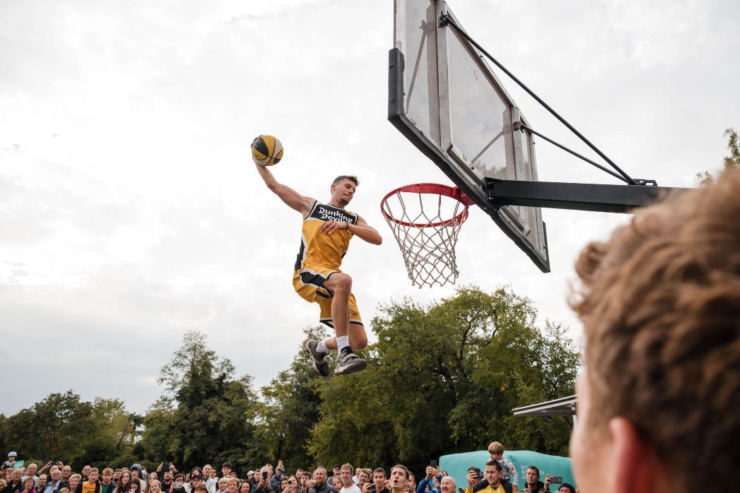 Festa della pallacanestro sul confine, giovani italiani e sloveni insieme sul campo