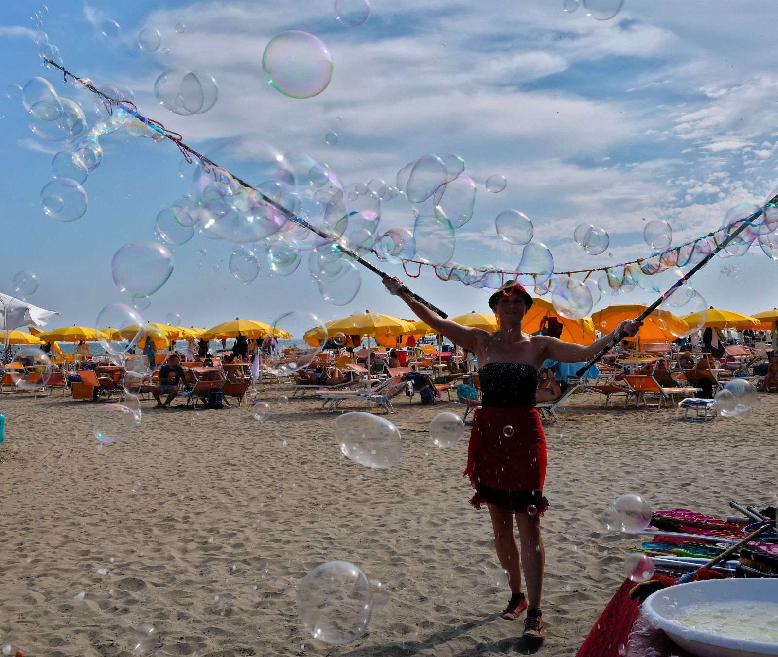 Immagine per Grado, entra nel vivo la stagione estiva tra la Cena in Diga e i laboratori per i più piccoli in spiaggia