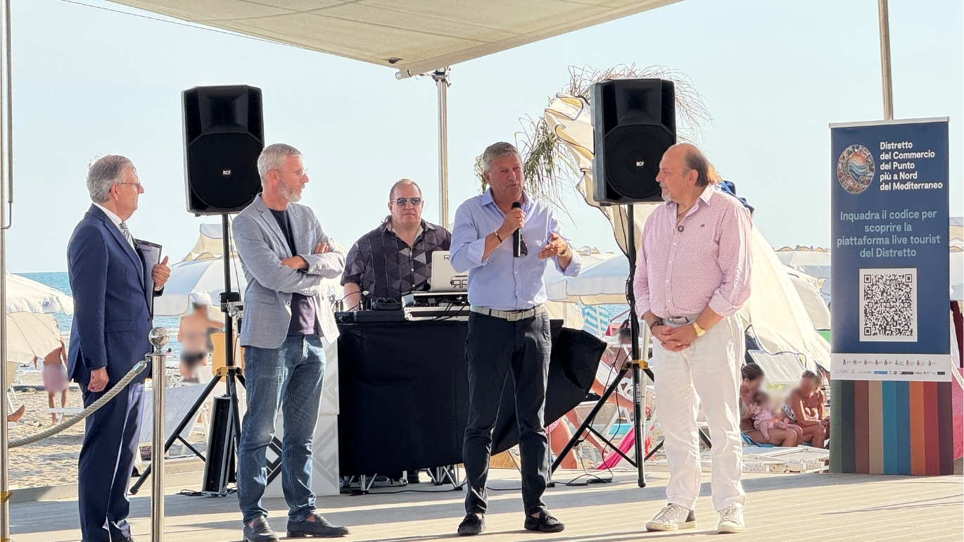 Immagine per Grado, grande successo per ‘Il Distretto in passerella – Beach’ alle Antiche Terme 