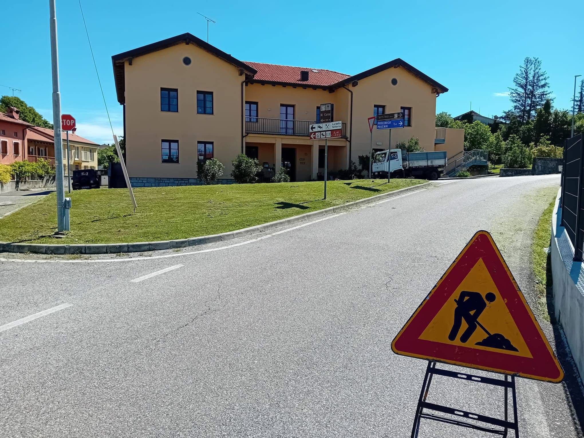 Immagine per Duino, nuova limitazione alla viabilità a Marina di Aurisina per lavori di messa in sicurezza