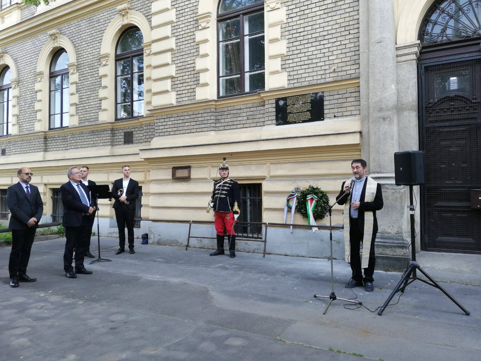 Immagine per Una lapide a Szeged ricorda i profughi del Litorale austro-ungarico del 1915