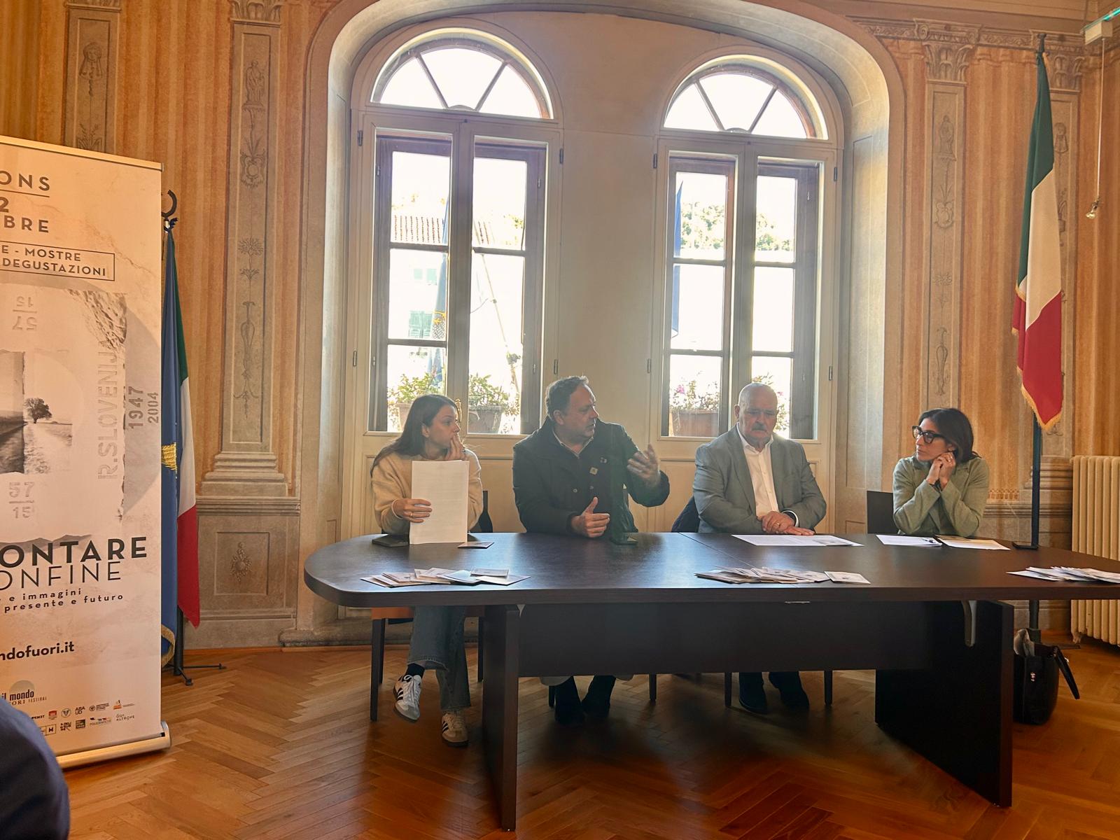 Cormons si prepara al festival dell’informazione ‘Il Mondo fuori’. Focus sul 'Raccontare il confine'