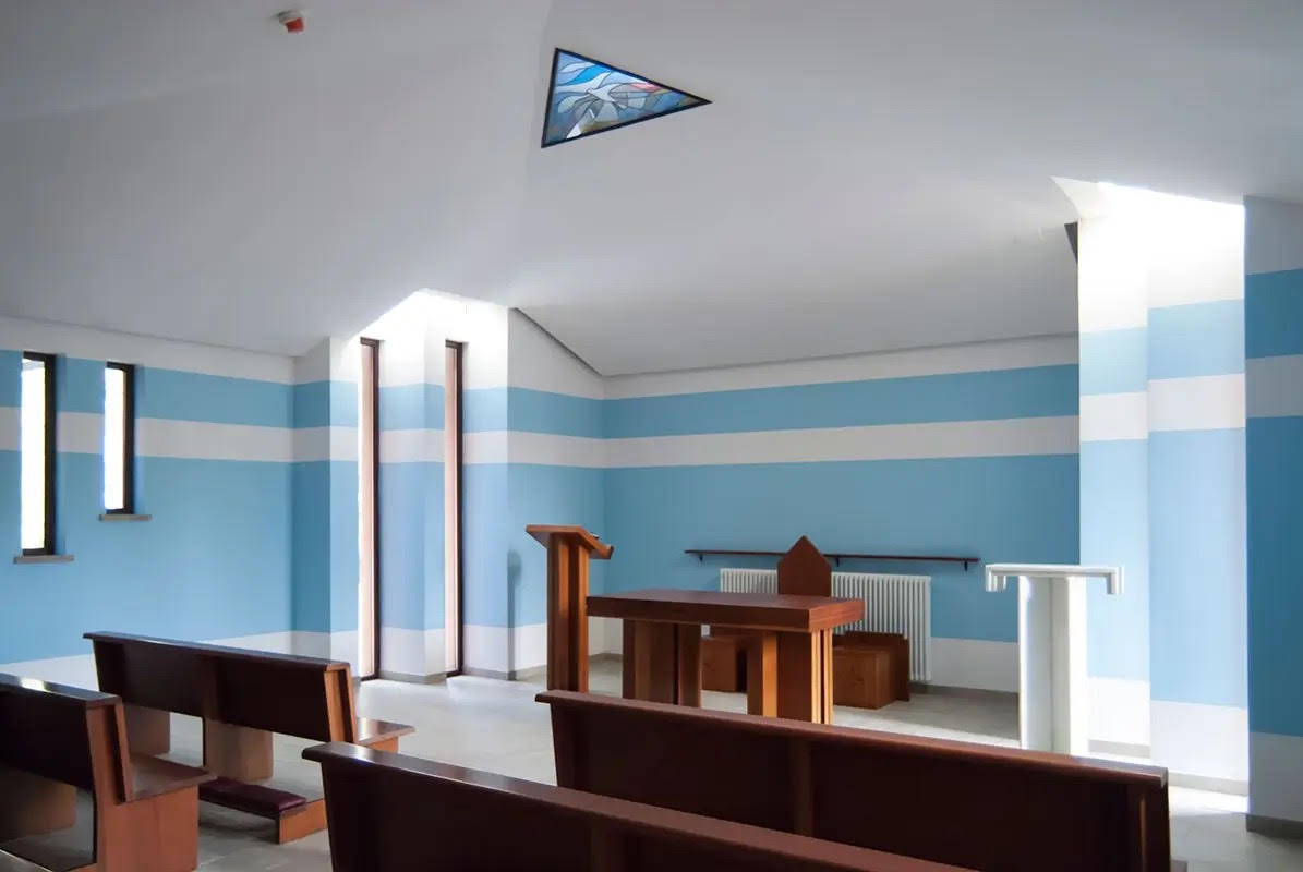 Immagine per  FOTONOTIZIA - Monfalcone, i volontari del Circolo San Giuseppe ritinteggiano la cappella della Casa di Riposo