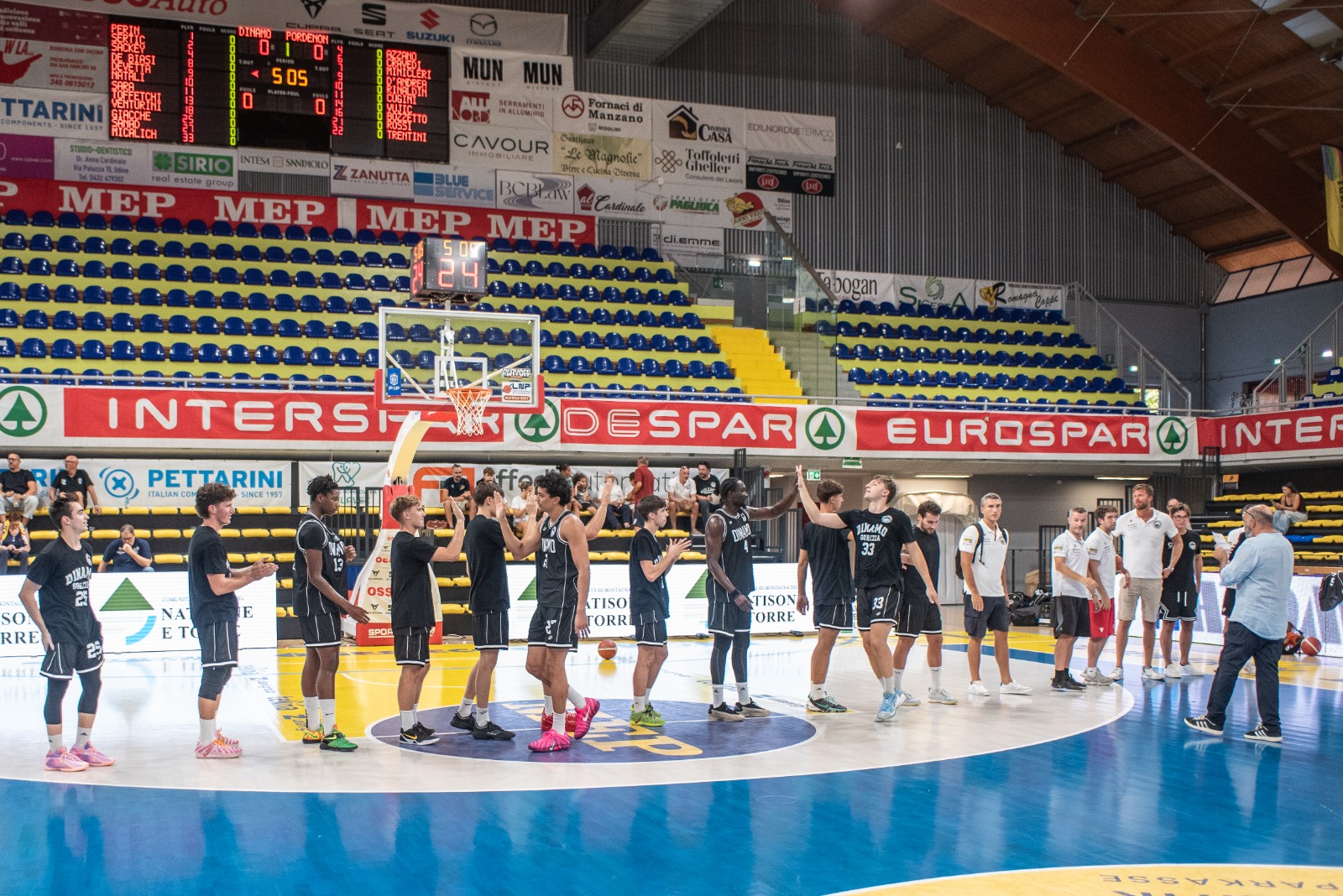 Immagine per Debutto in pre-season con il Sistema BK Pordenone: la Dinamo sconfitta 56-90