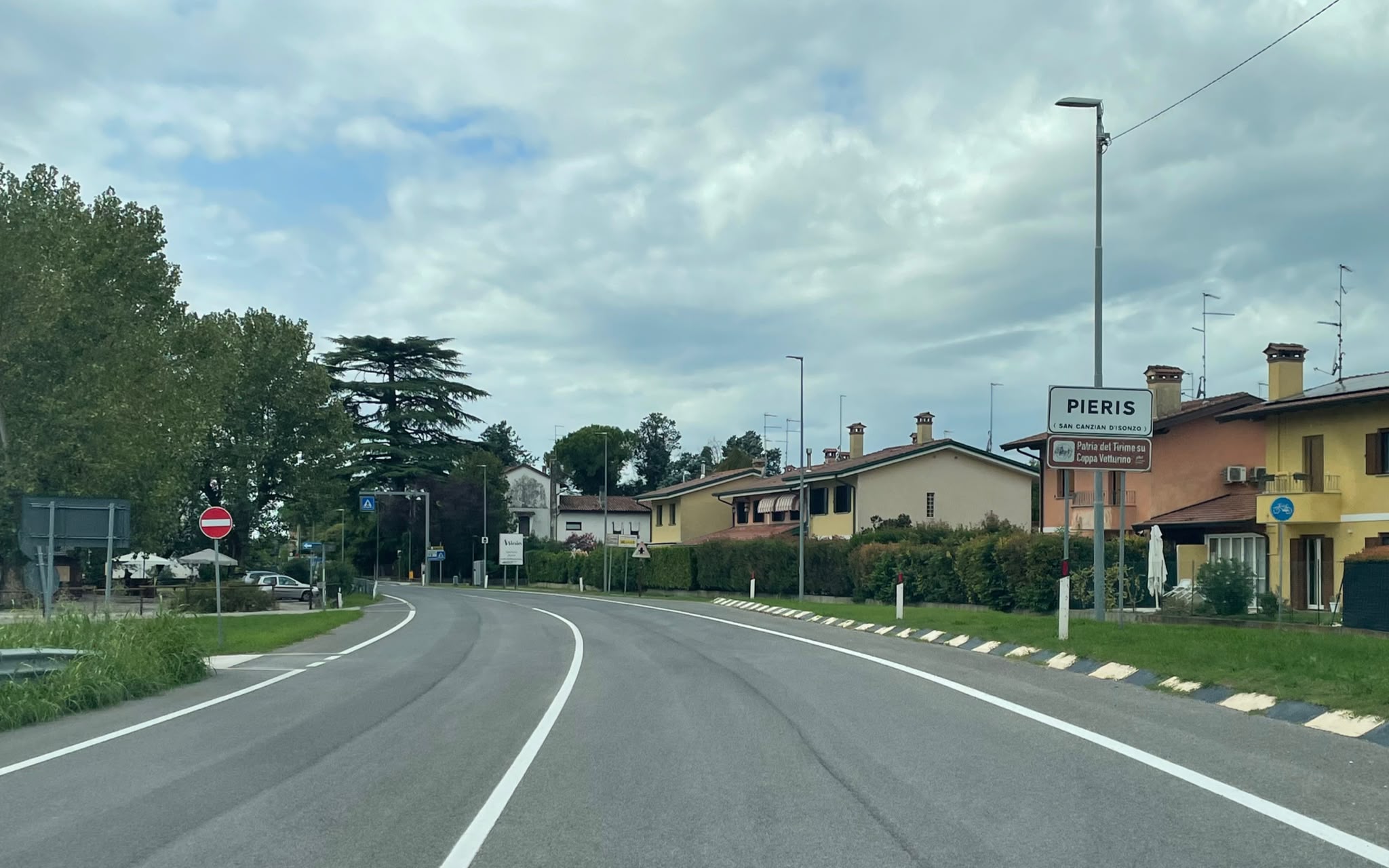 Immagine per Pieris, 400mila euro per completare marciapiede e illuminazione lungo la ex SS14