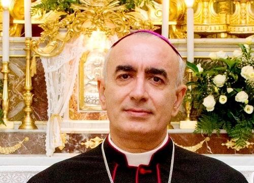 Immagine per Gorizia, monsignor Staglianò apre ‘Collega-menti’: il festival arriva per la prima volta in città