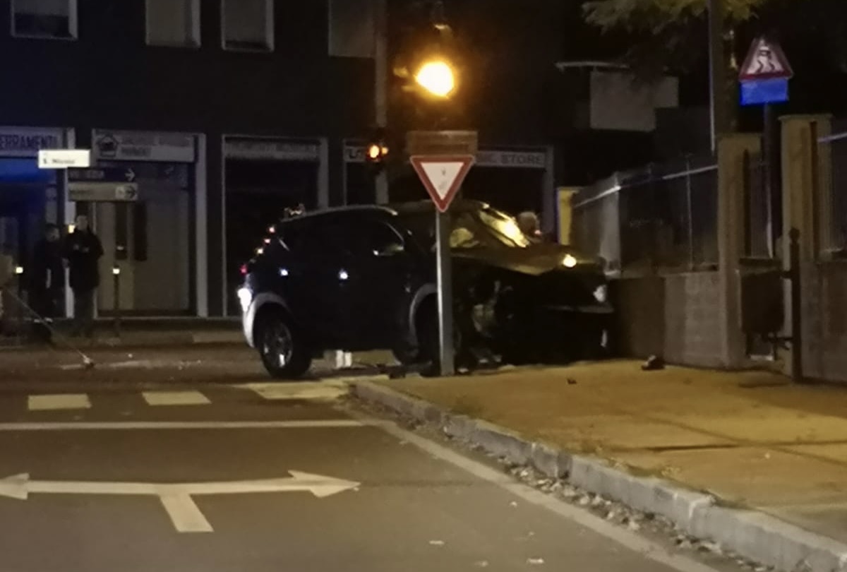 Immagine per Violento incidente nella notte a Monfalcone, due ricoverati a Cattinara