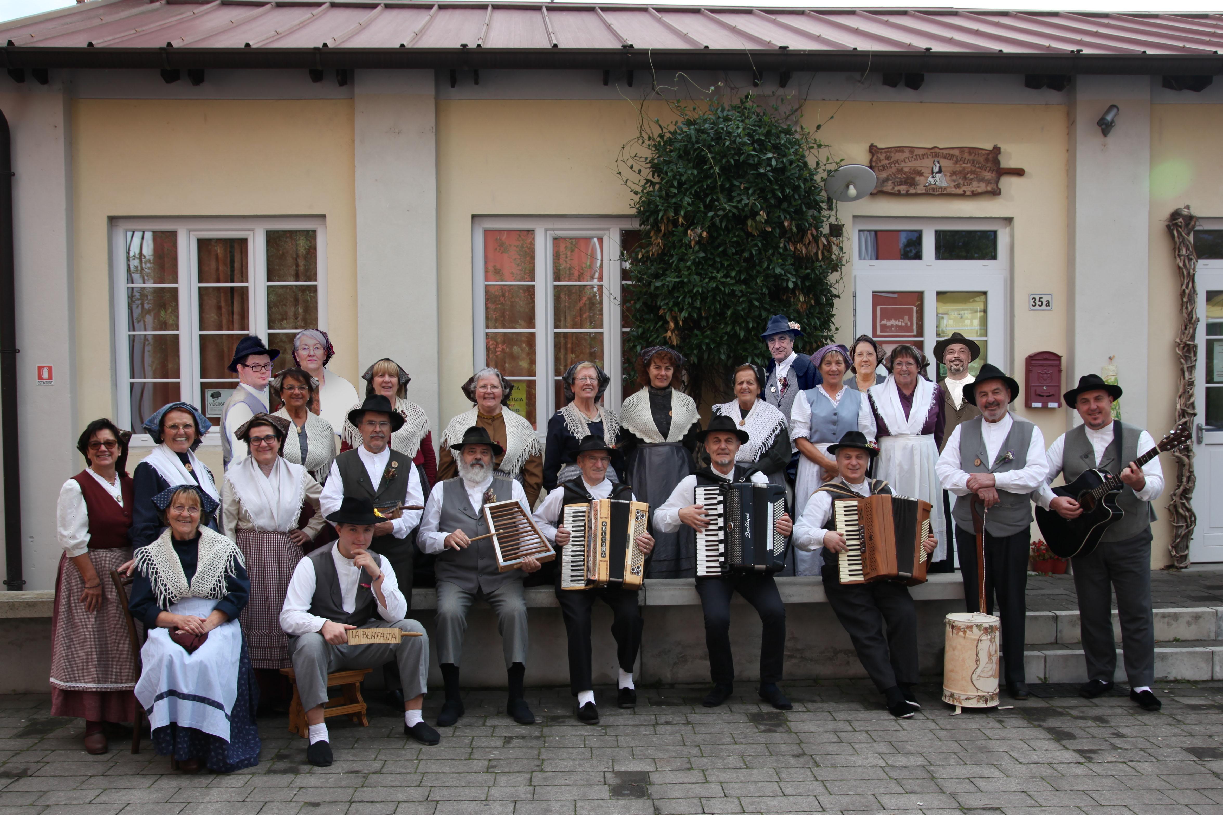 Immagine per Gruppo Costumi bisiachi a Trieste, canti al Museo de Henriquez