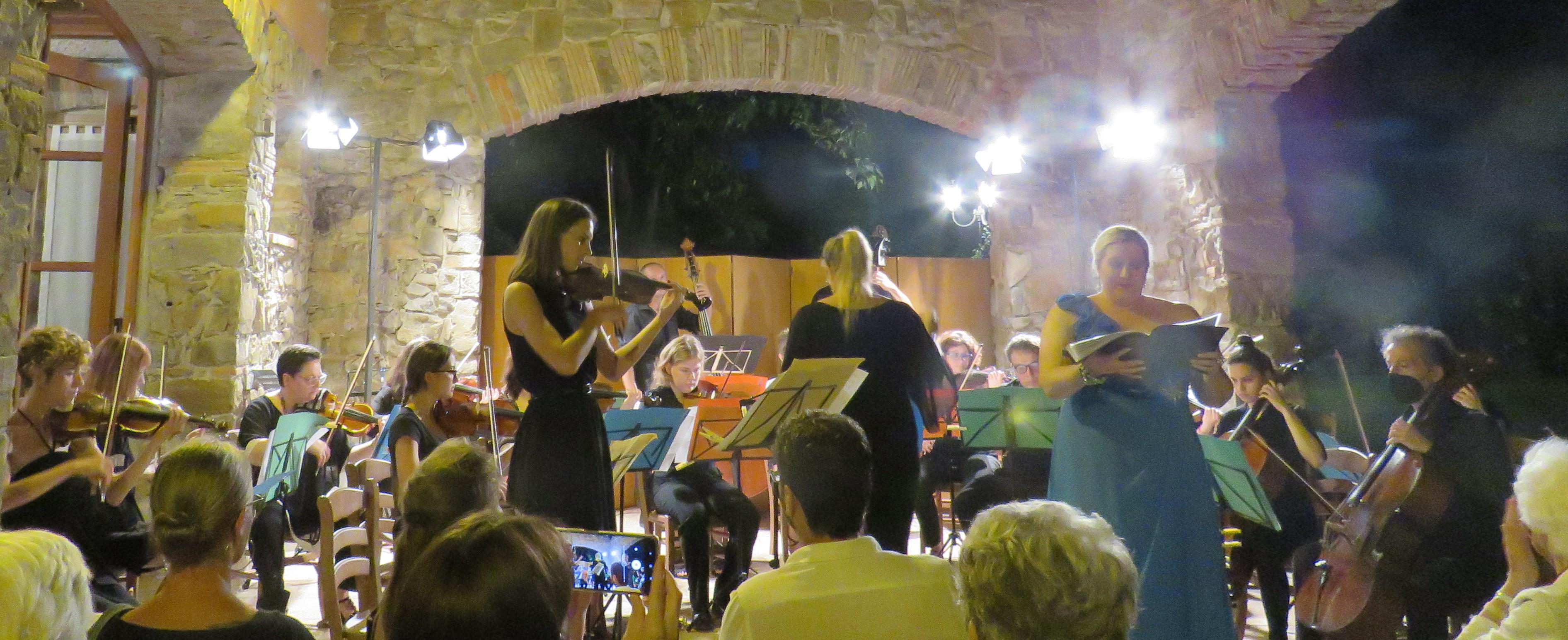 Immagine per L'Orchestra d'archi e il ChitarrEnsemble di Farra celebrano il 21 giugno la festa della musica