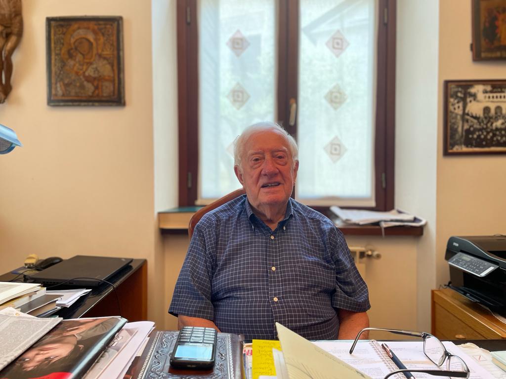 Copertina per Gorizia, 65 anni di messa di don Ruggero: «Vivere la fede e discutere di società»
