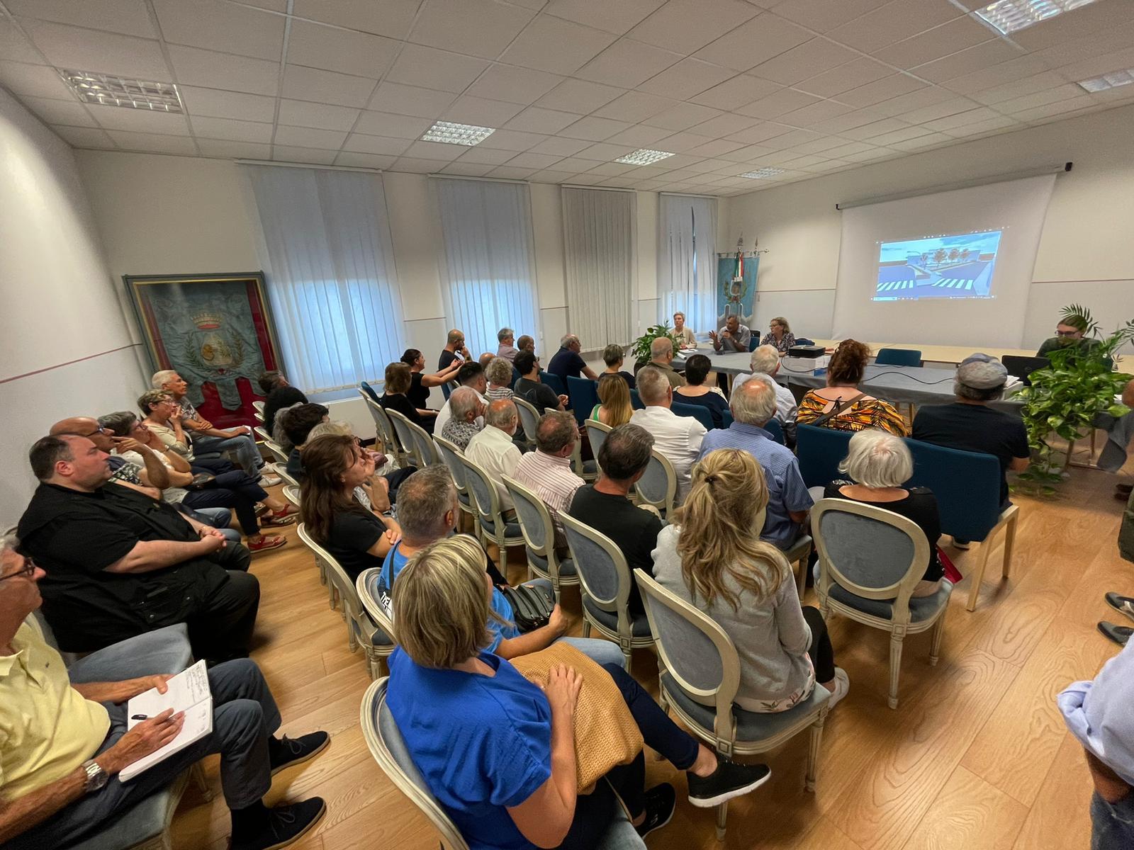 Immagine per Fogliano, presentato il progetto del nuovo centro cittadino. Dubbi sulla viabilità