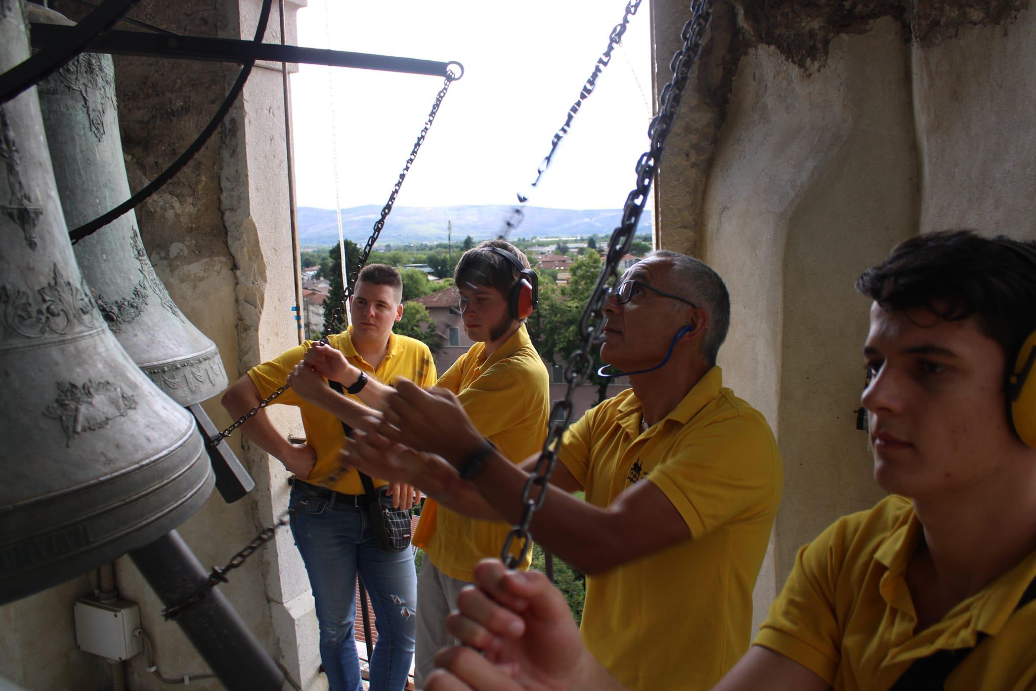Immagine per Campanari del Goriziano in festa a Sagrado, cent'anni fa fu ricostruito il campanile