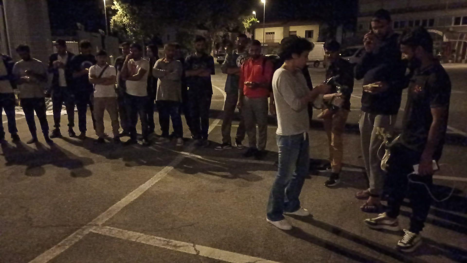 Immagine per Gorizia, volontari ancora soli tra i migranti: don Ruggero lancia l'appello