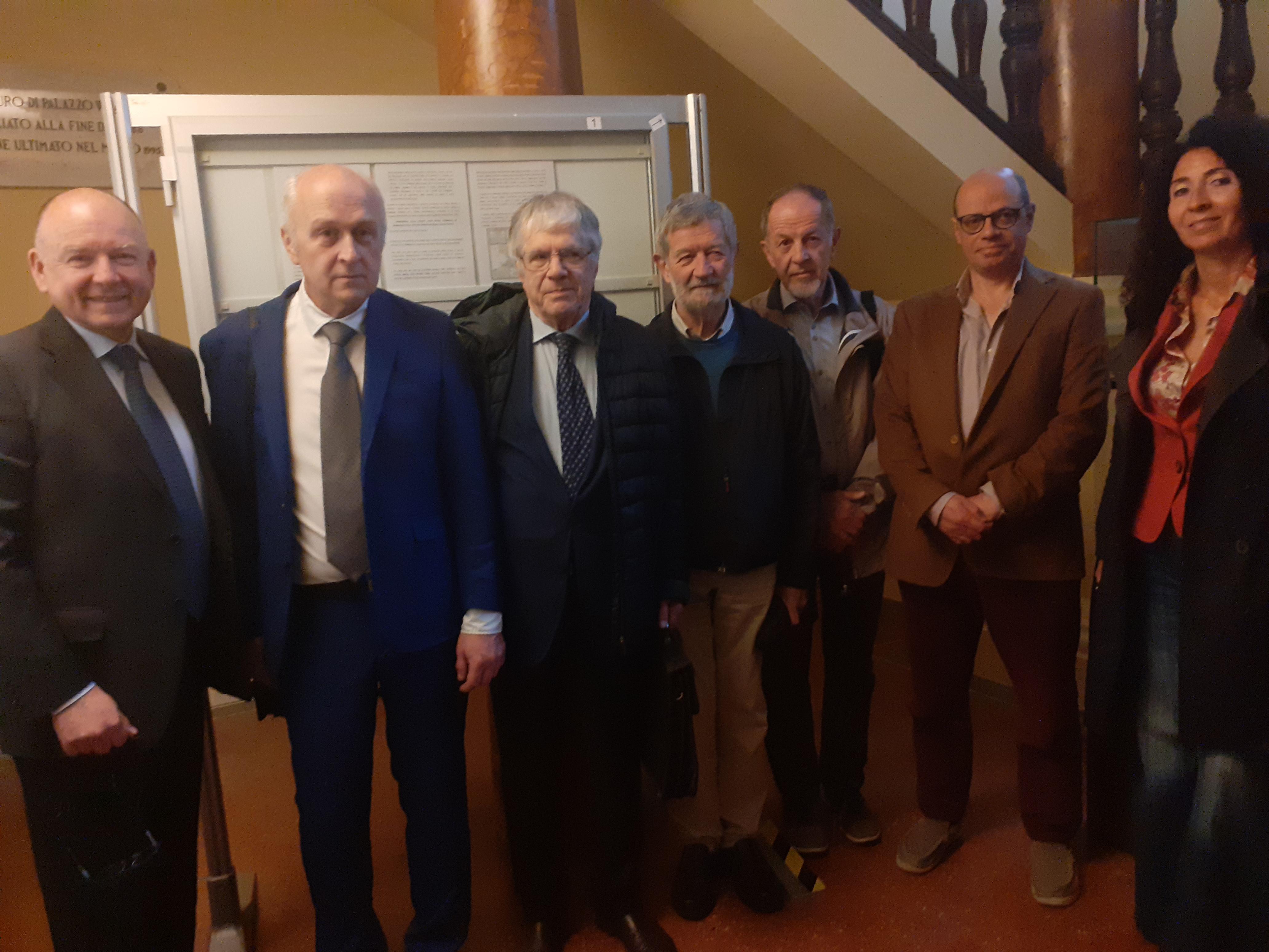 Copertina per La storia di Gorizia tra francobolli e timbri, apre la mostra alla Biblioteca Isontina
