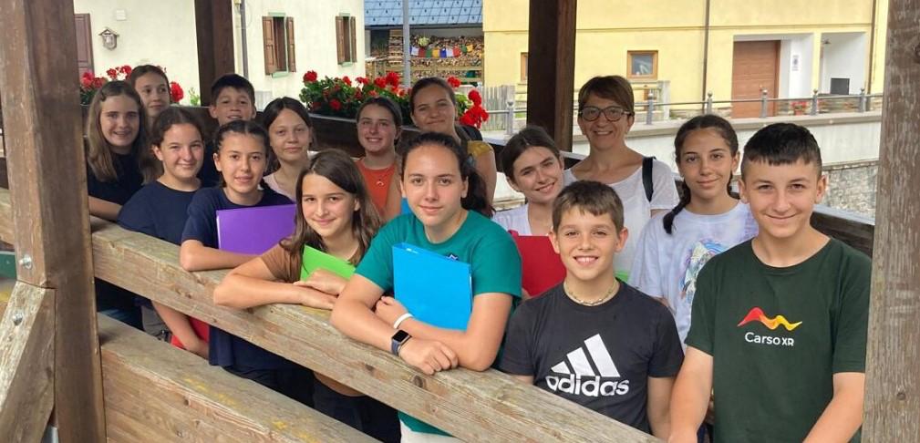 Copertina per Bambini e ragazzi sloveni cantano assieme per il pellegrinaggio a Barbana