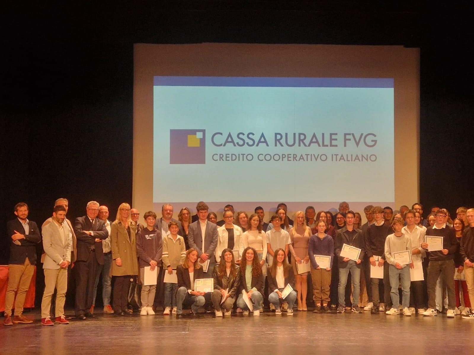 Copertina per Premi a 70 studenti meritevoli, la Cassa Rurale Fvg investe nel futuro